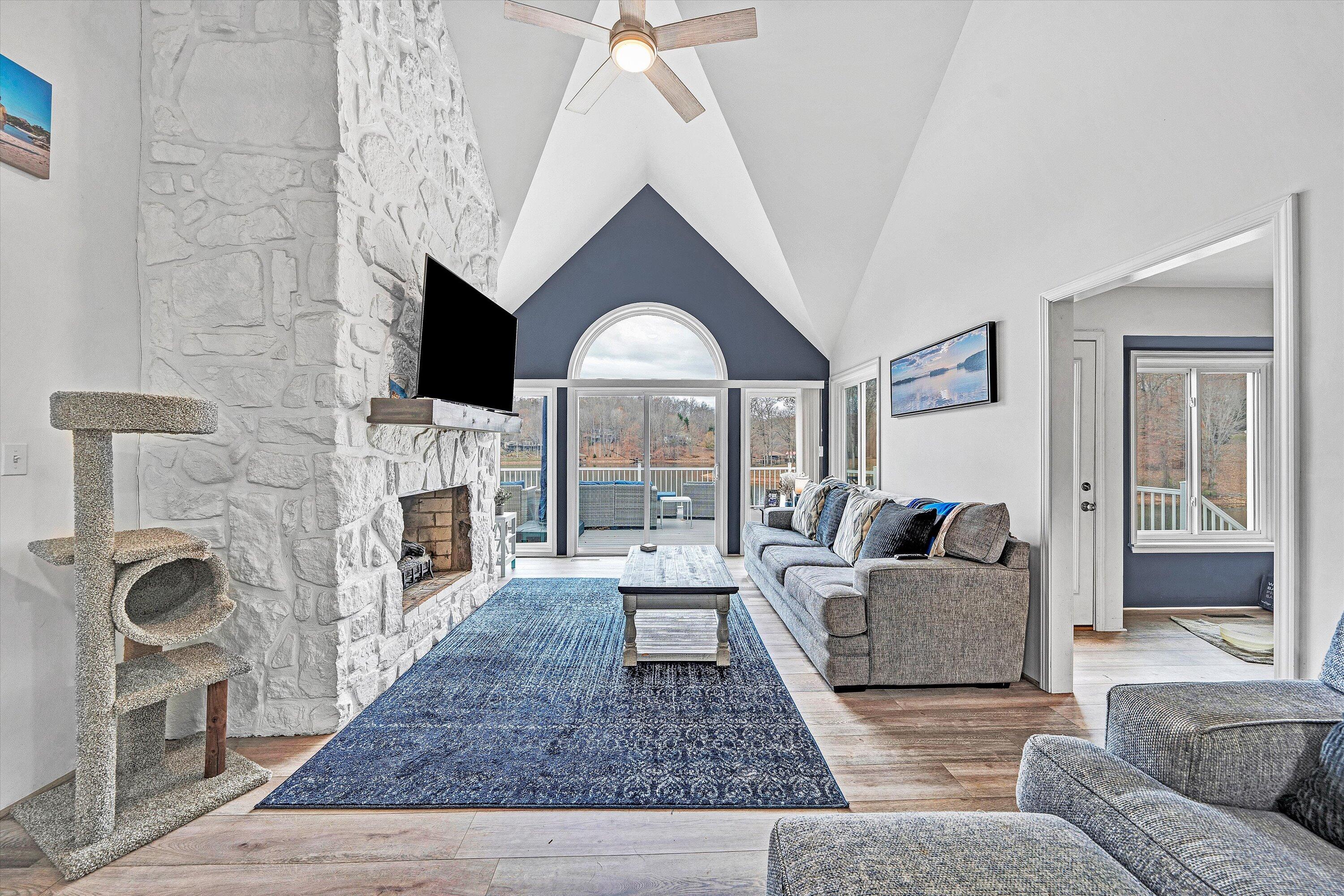 Wirtz, Virginia, 24184, United States, 5 Bedrooms Bedrooms, ,4 BathroomsBathrooms,Residential,Active,2032425