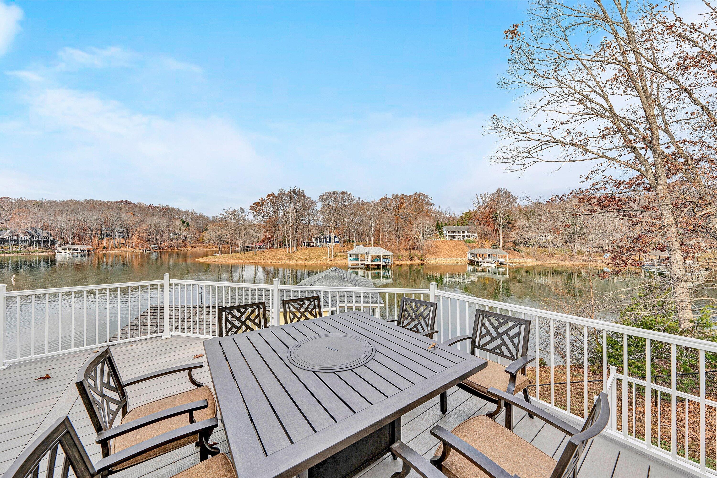 Wirtz, Virginia, 24184, United States, 5 Bedrooms Bedrooms, ,4 BathroomsBathrooms,Residential,Active,2032425