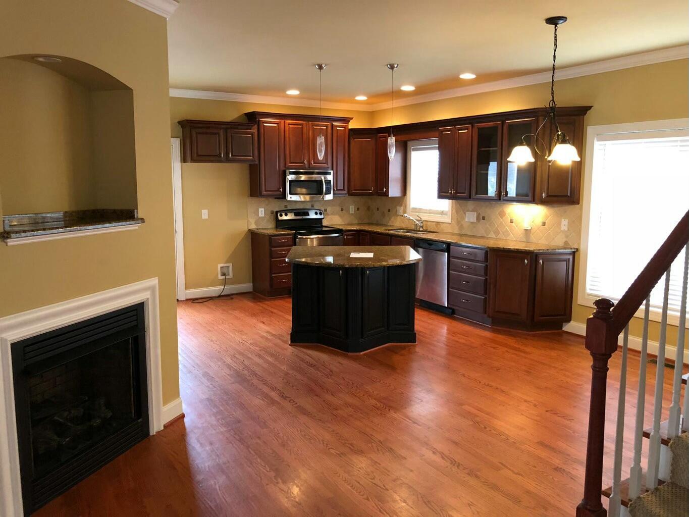 1145 Cranberry Ct, Moneta, Virginia image 4