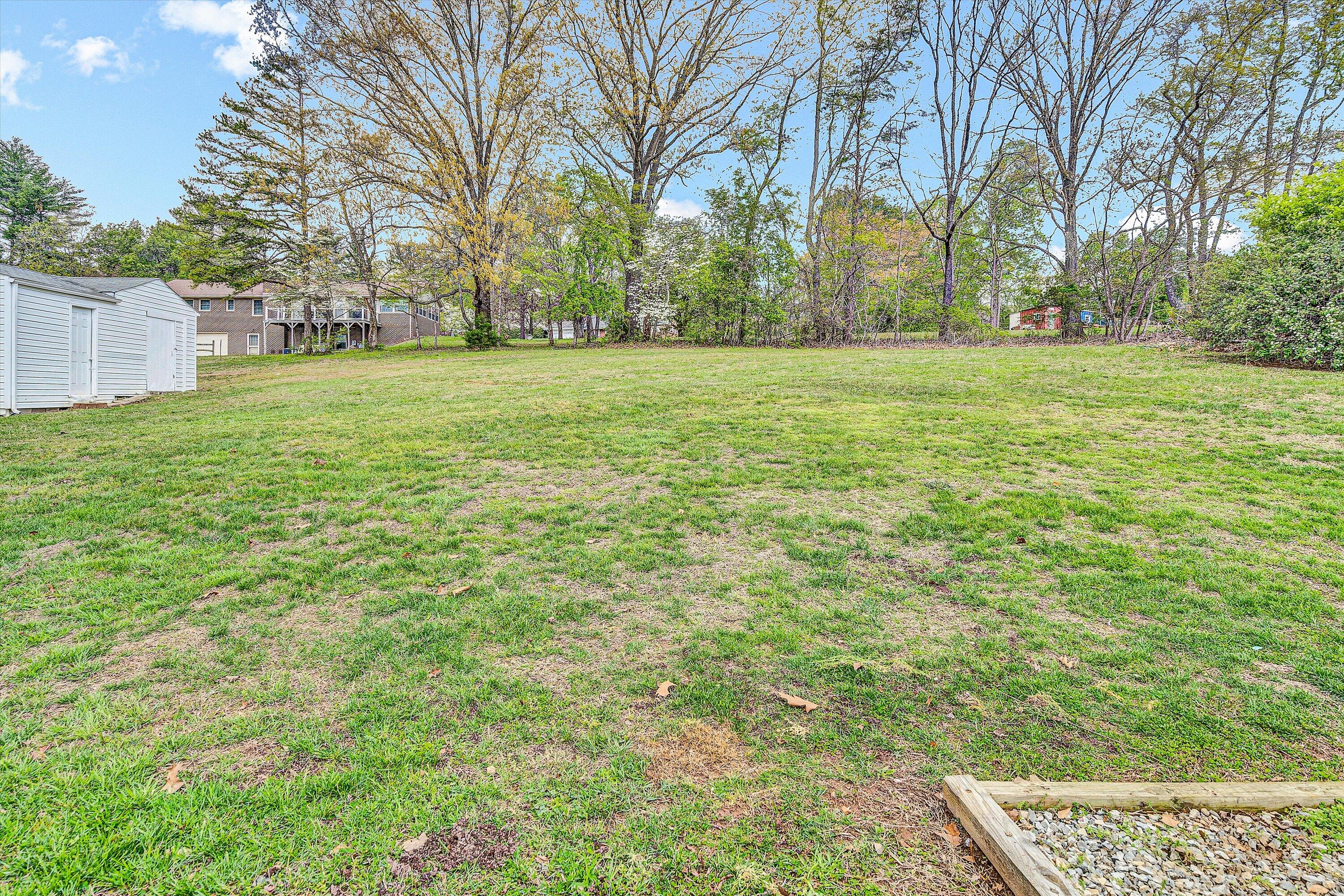 2747 Brogan Cir, Salem, Virginia image 36