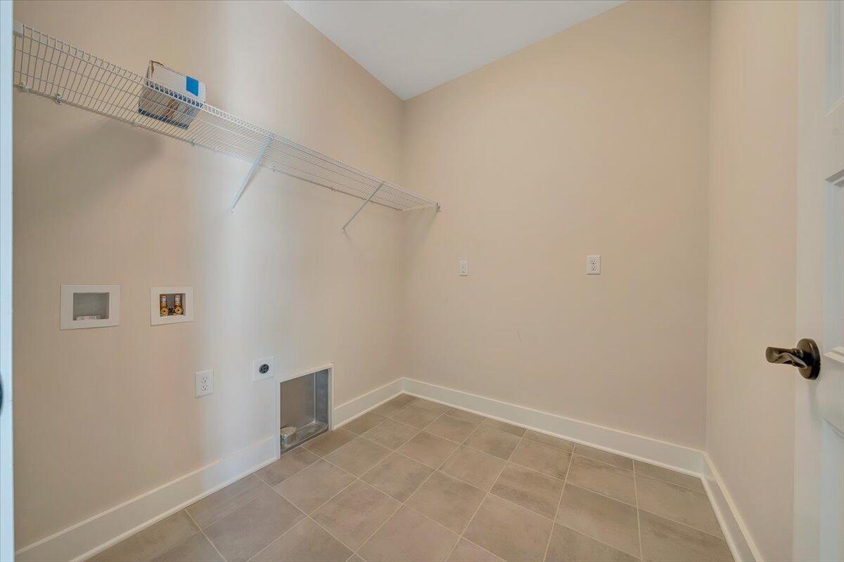 560 Back Nine Dr, Moneta, Virginia image 35
