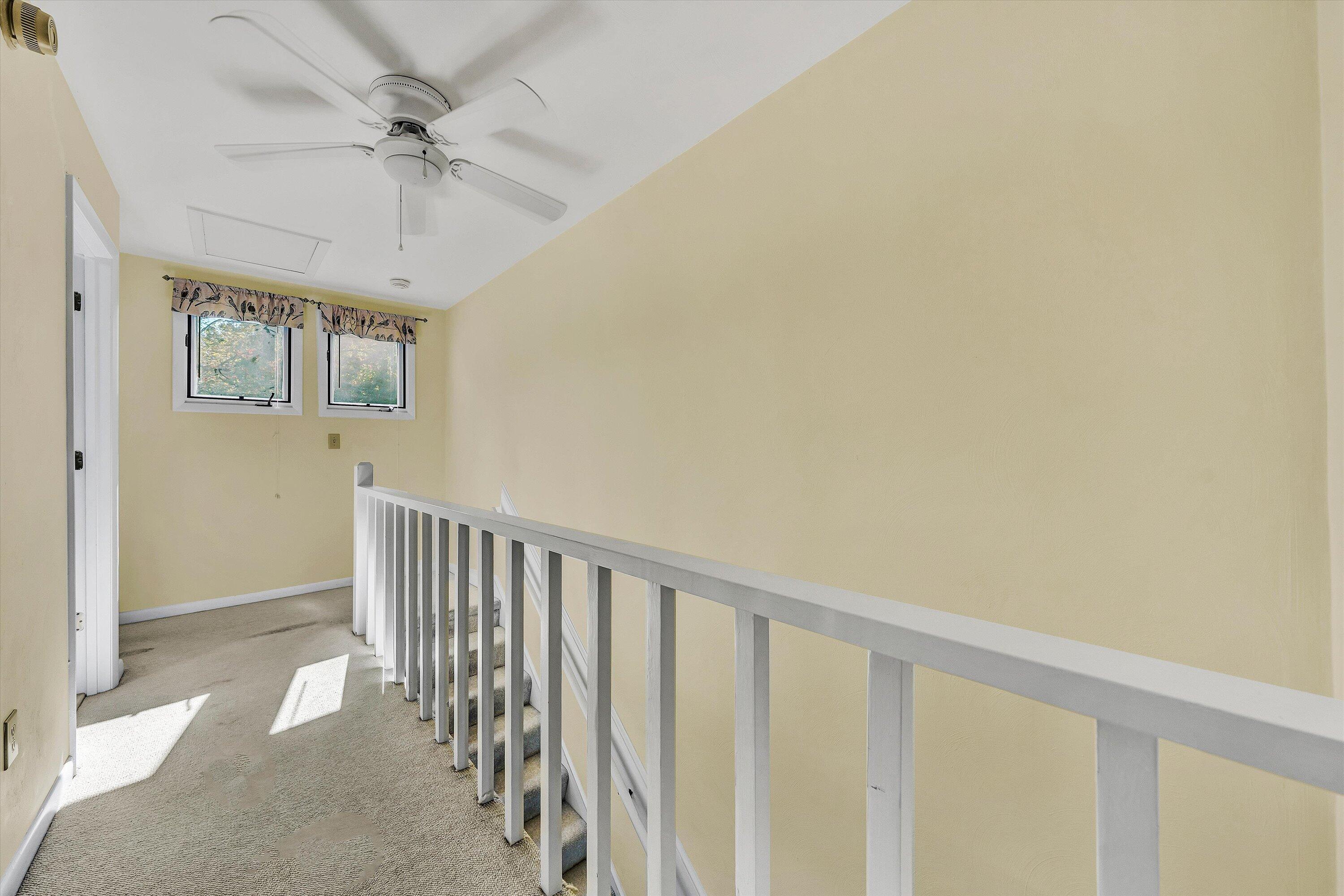 Moneta, Virginia 24121, United States, 3 Bedrooms Bedrooms, ,4 BathroomsBathrooms,Residential,Active,228033