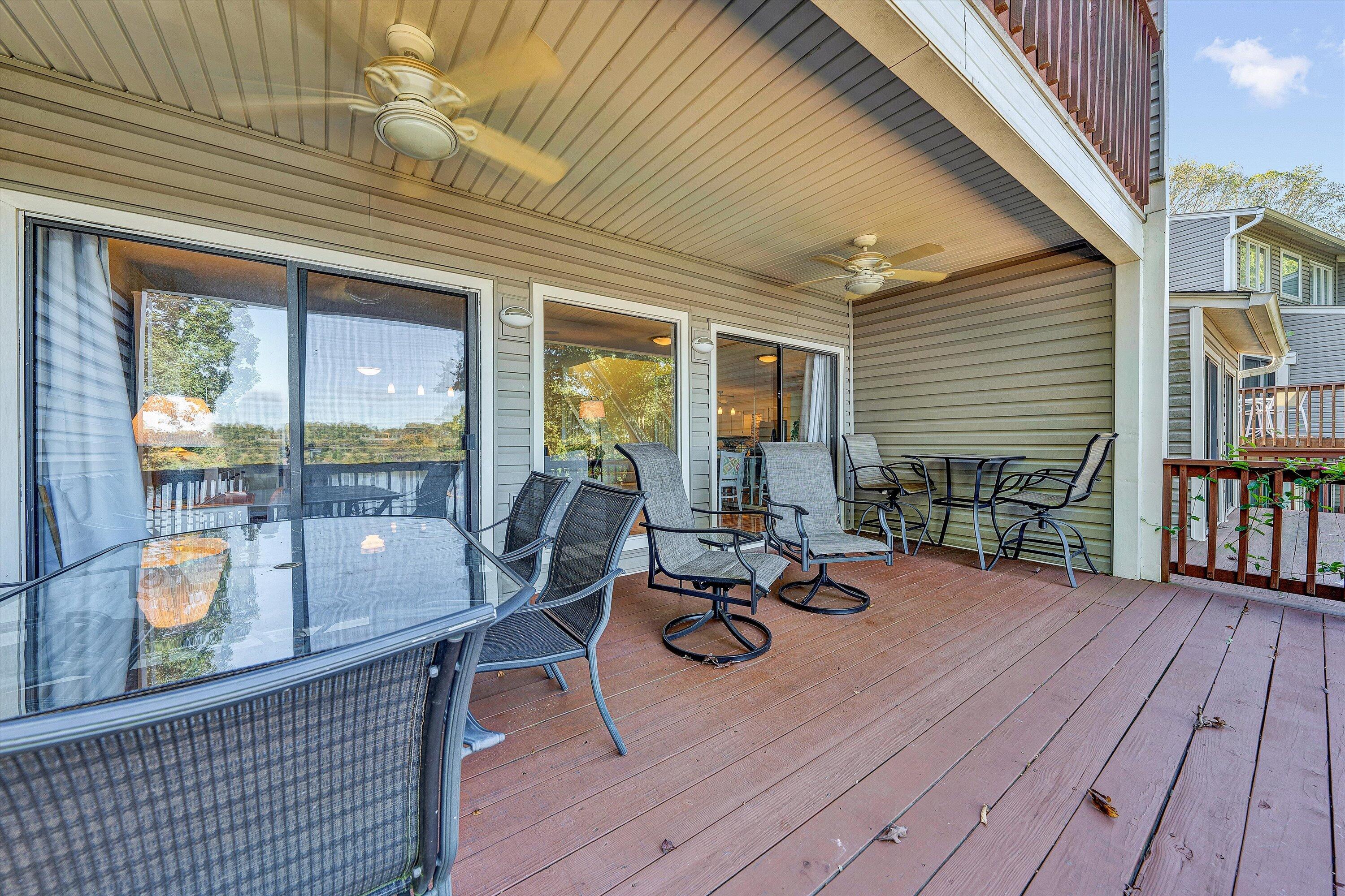 Moneta, Virginia 24121, United States, 3 Bedrooms Bedrooms, ,4 BathroomsBathrooms,Residential,Active,228033