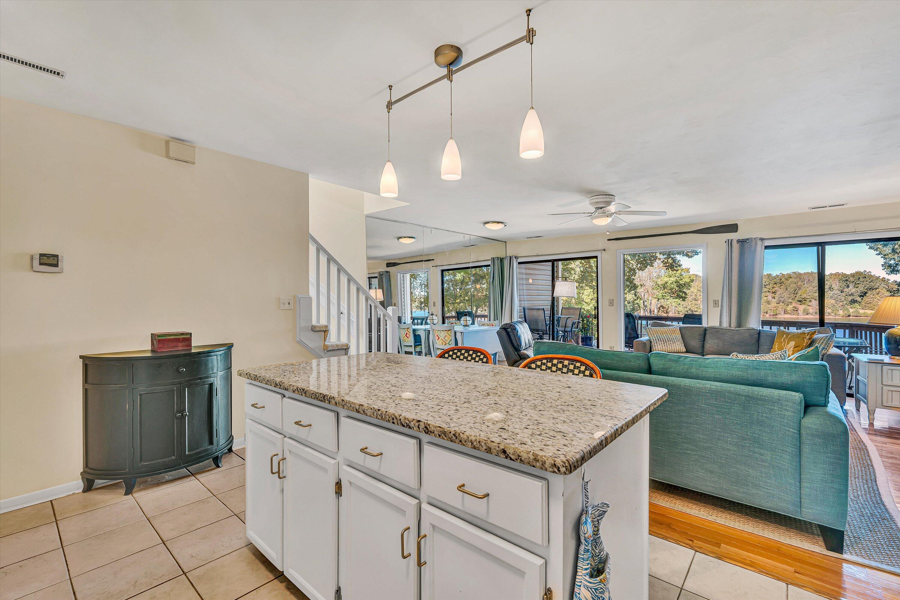 Moneta, Virginia 24121, United States, 3 Bedrooms Bedrooms, ,4 BathroomsBathrooms,Residential,Active,228033