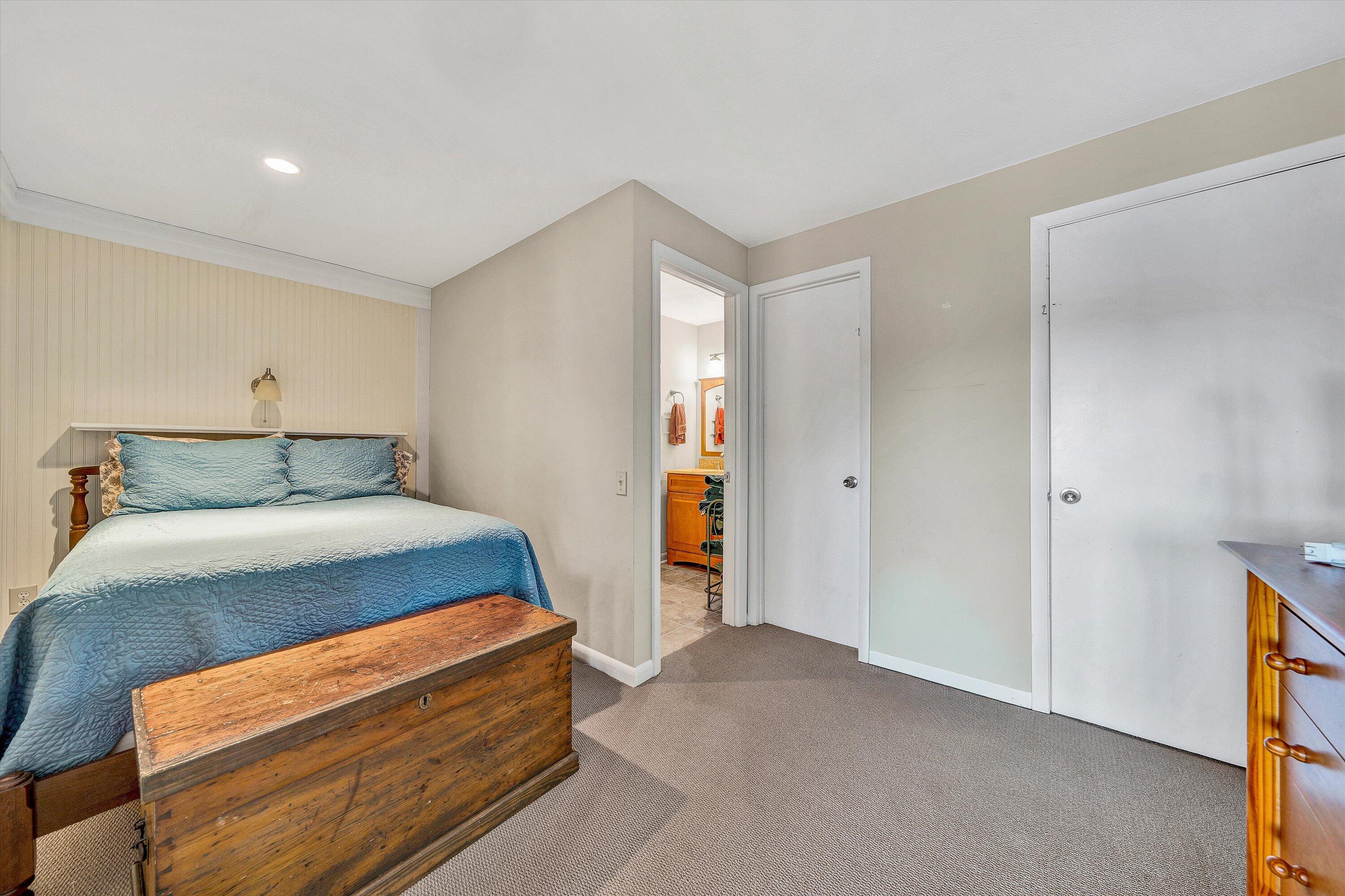 Moneta, Virginia 24121, United States, 3 Bedrooms Bedrooms, ,4 BathroomsBathrooms,Residential,Active,228033