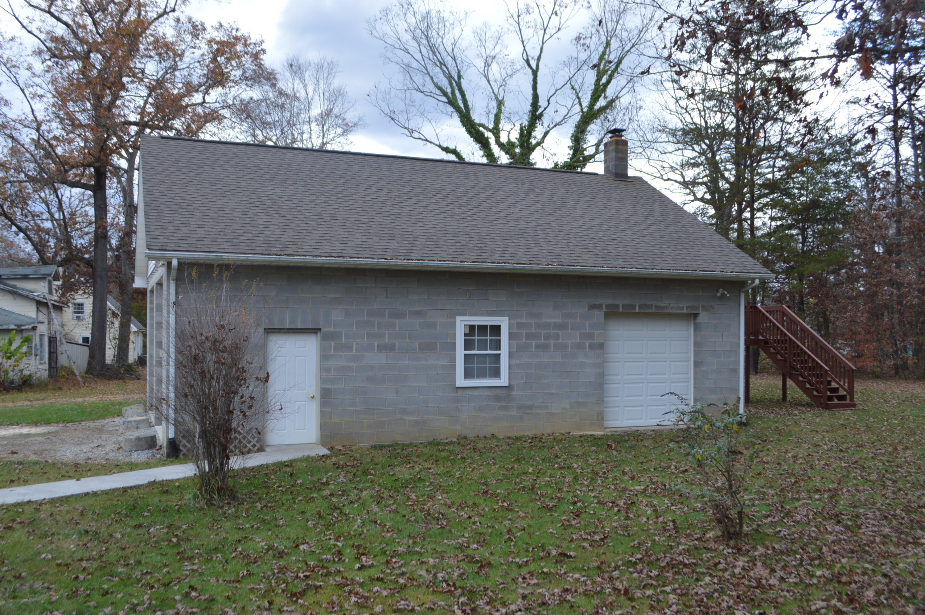 307 Mineral Springs Rd, New Castle, Virginia image 15