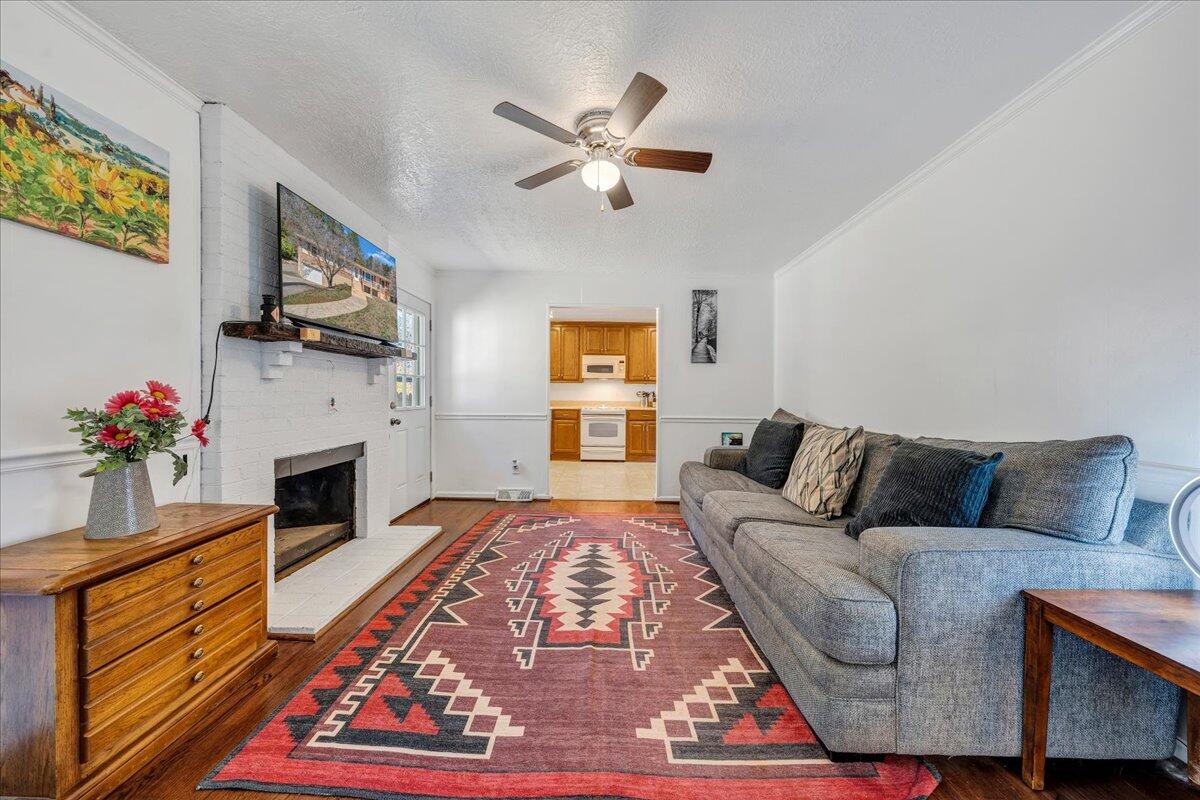 6224 Merriman Rd, Roanoke, Virginia image 20