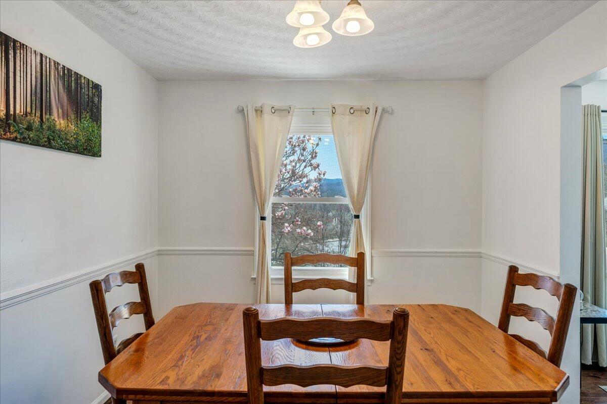 6224 Merriman Rd, Roanoke, Virginia image 13