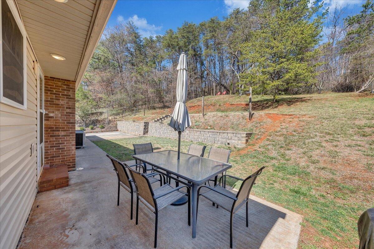 6224 Merriman Rd, Roanoke, Virginia image 40