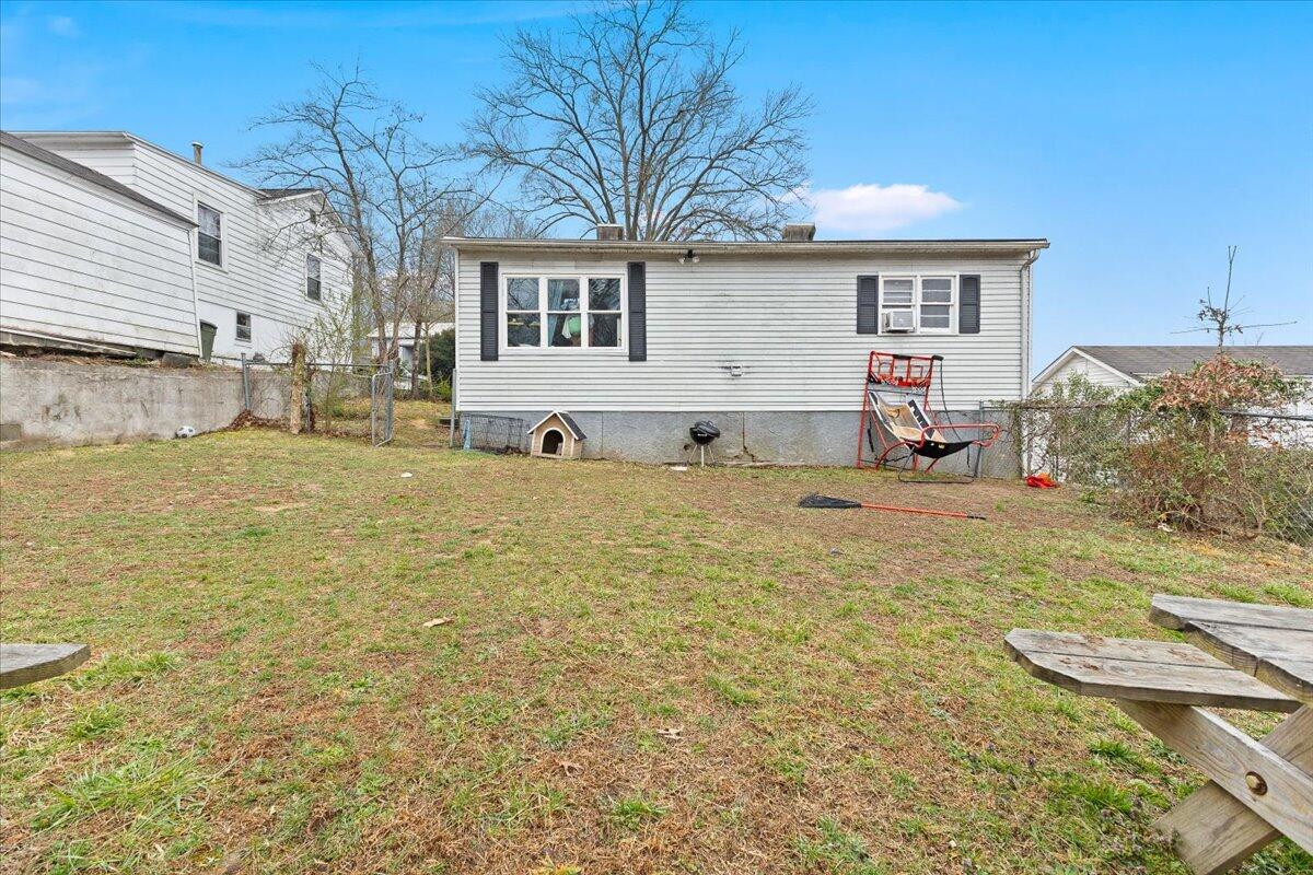 48 Oak Ridge Ave, Danville, Virginia image 7