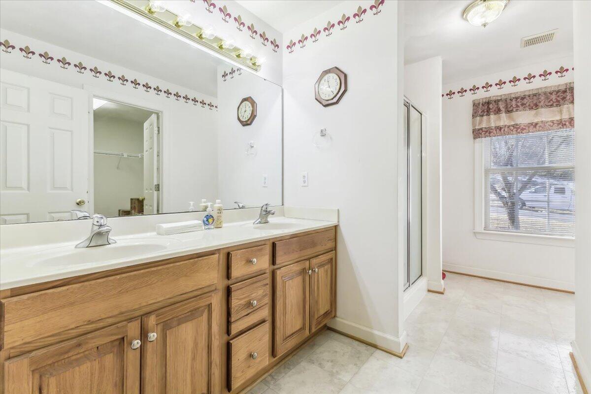 4816 Hickory Hill Dr, Roanoke, Ohio image 9
