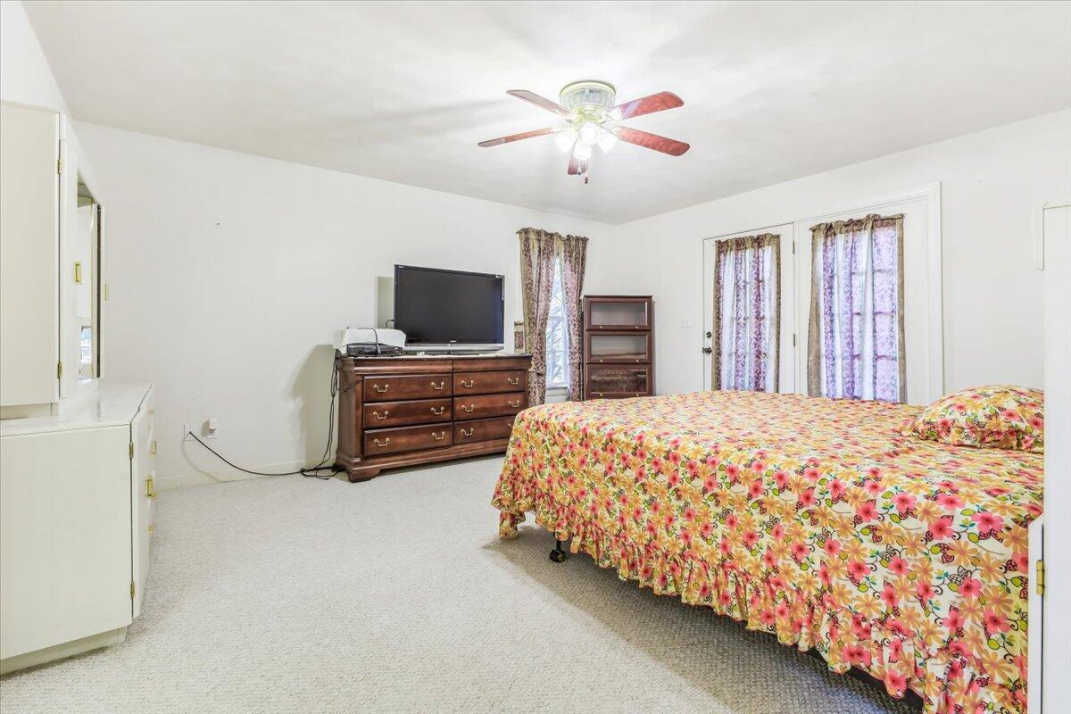 4816 Hickory Hill Dr, Roanoke, Ohio image 7