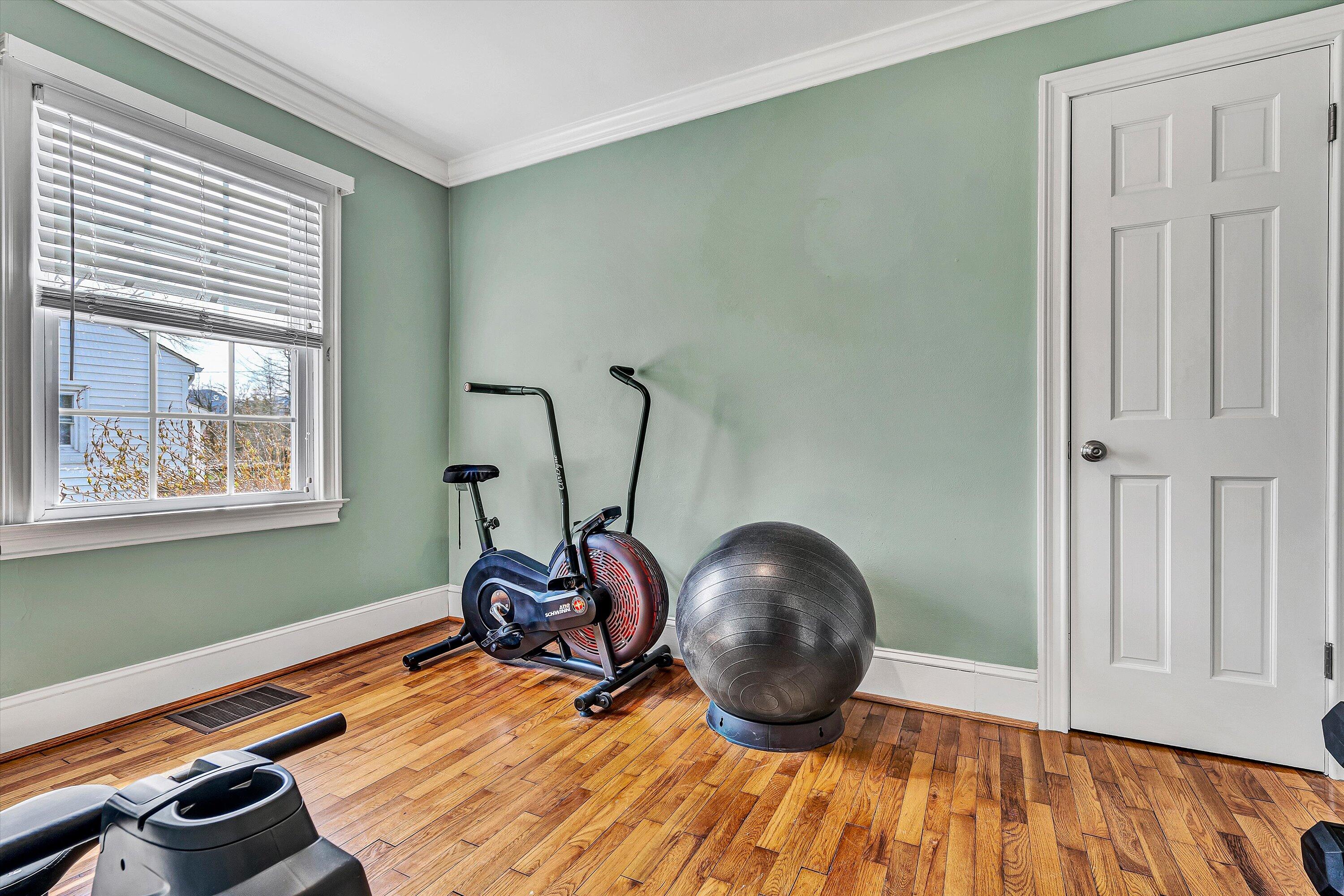 303 Goodwin Ave, Salem, Virginia image 13