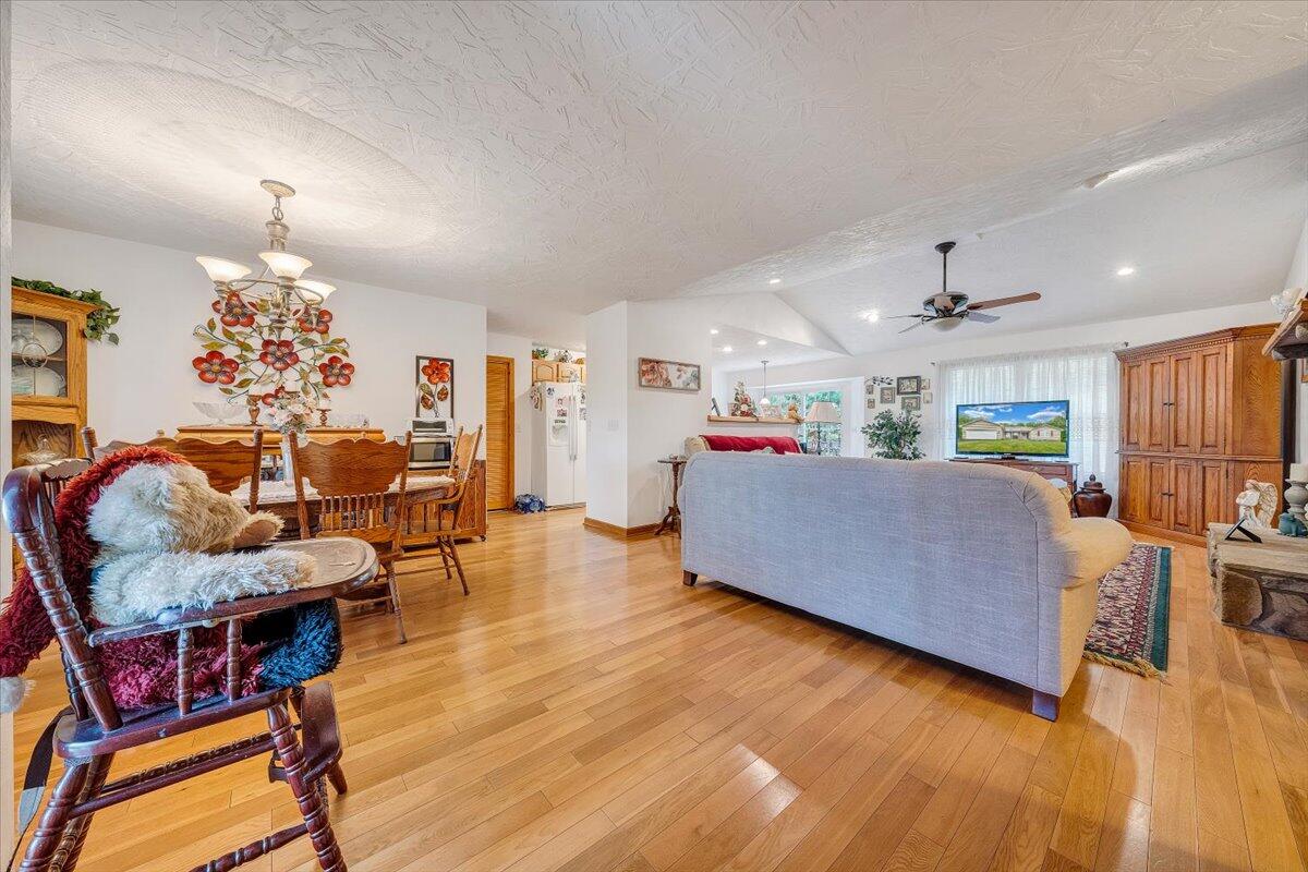 263 White Oak Ln, New Castle, Virginia image 36