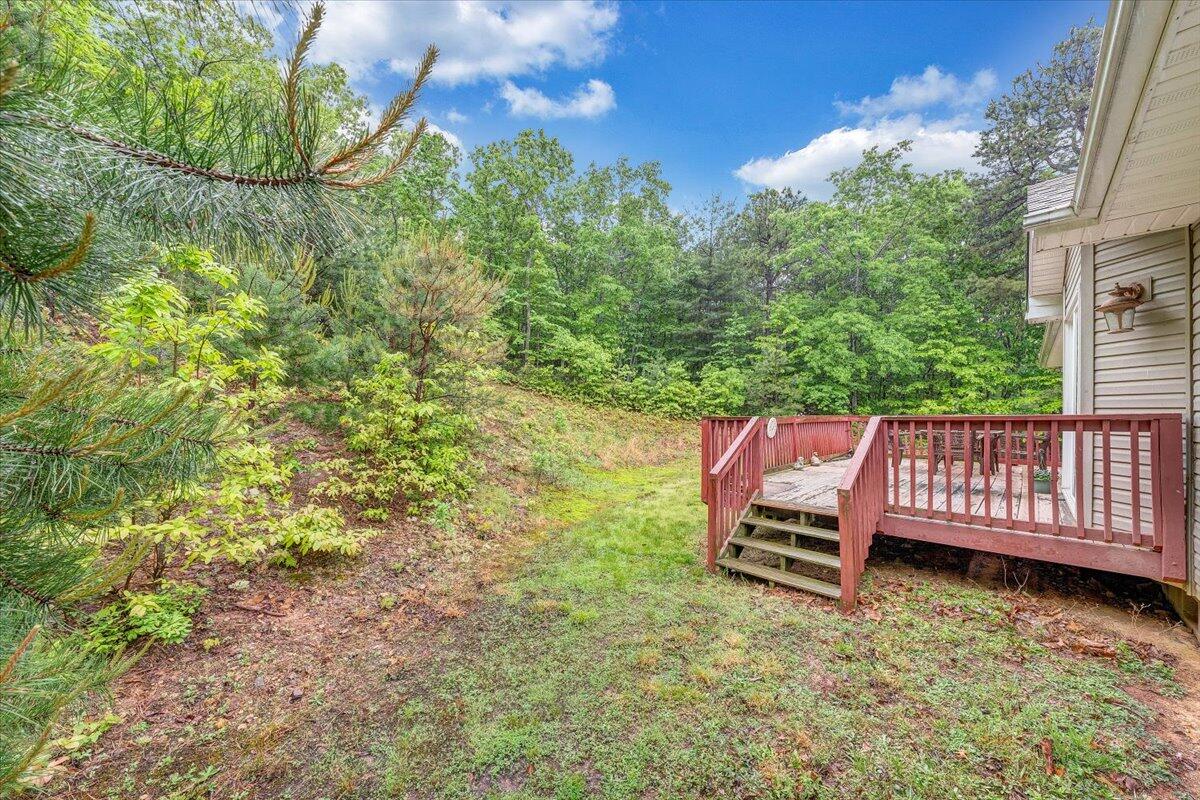 263 White Oak Ln, New Castle, Virginia image 4