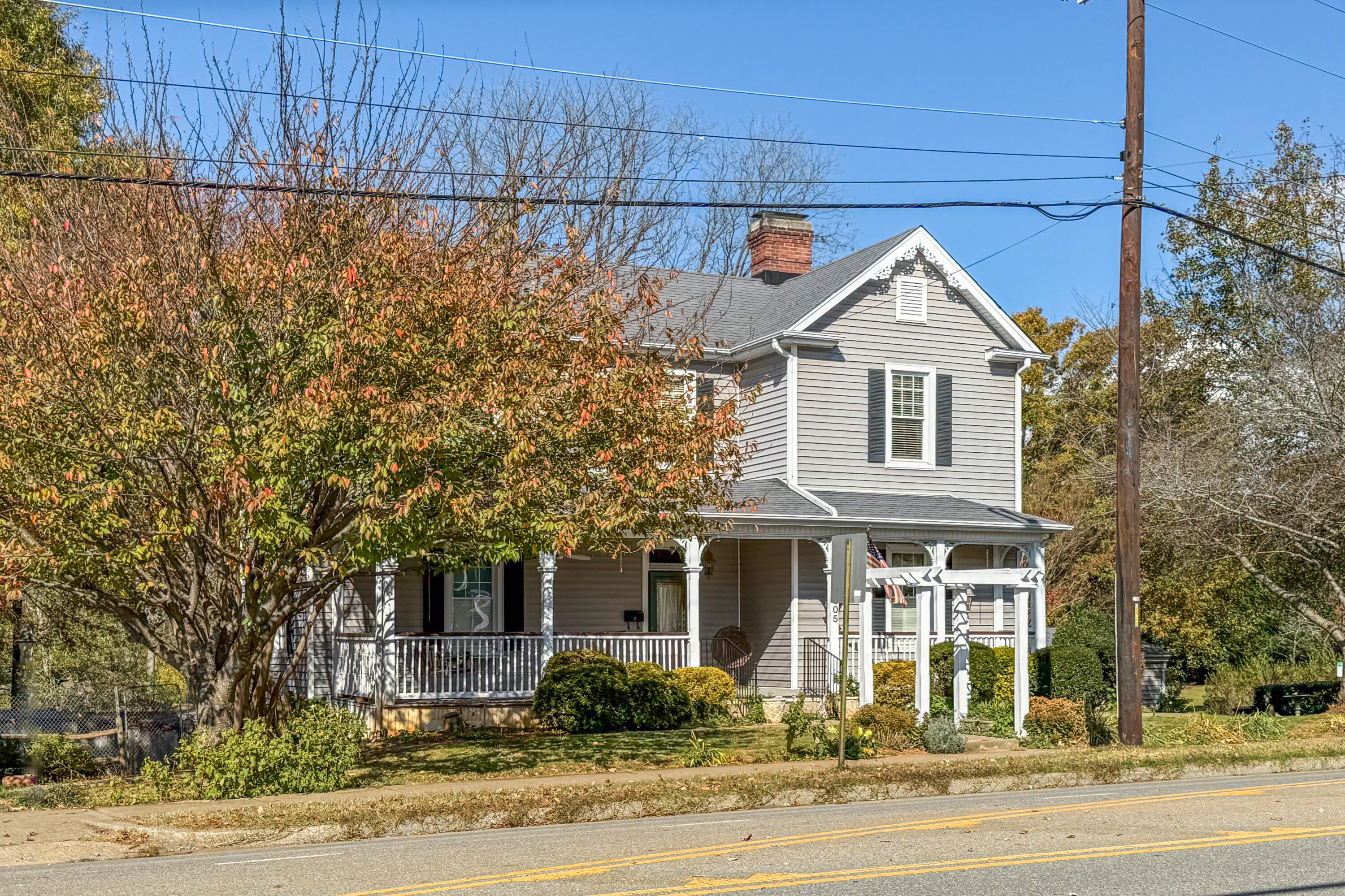 805 Longwood Ave, Bedford, Virginia image 2