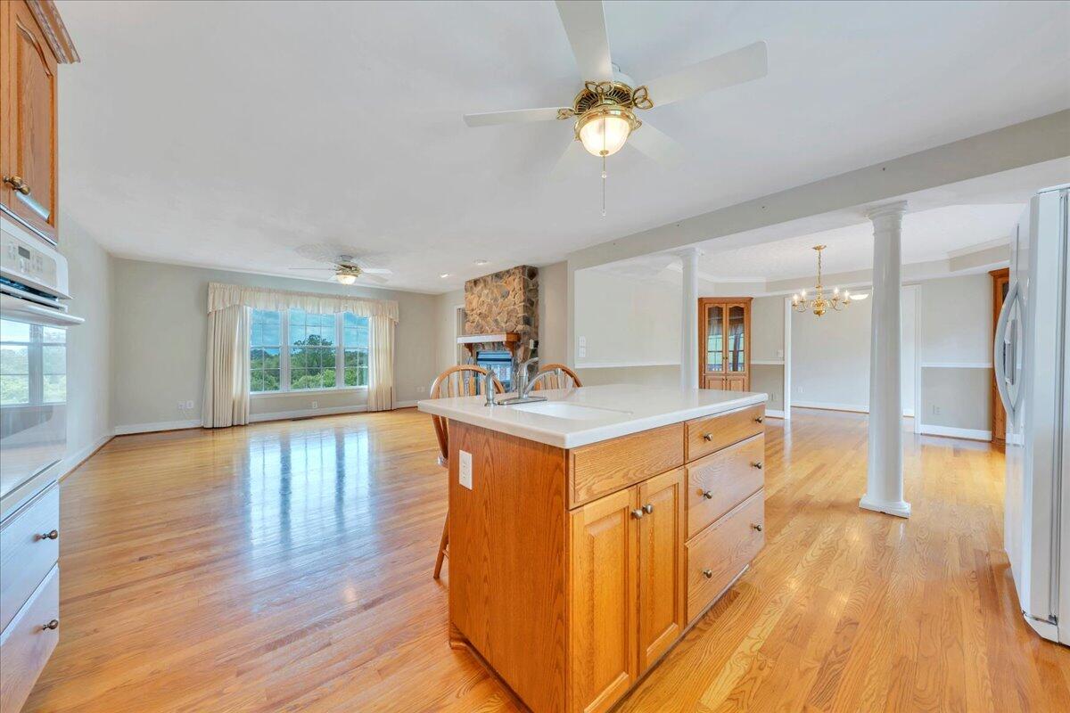 802 Gates Ln, Roanoke, Virginia image 12