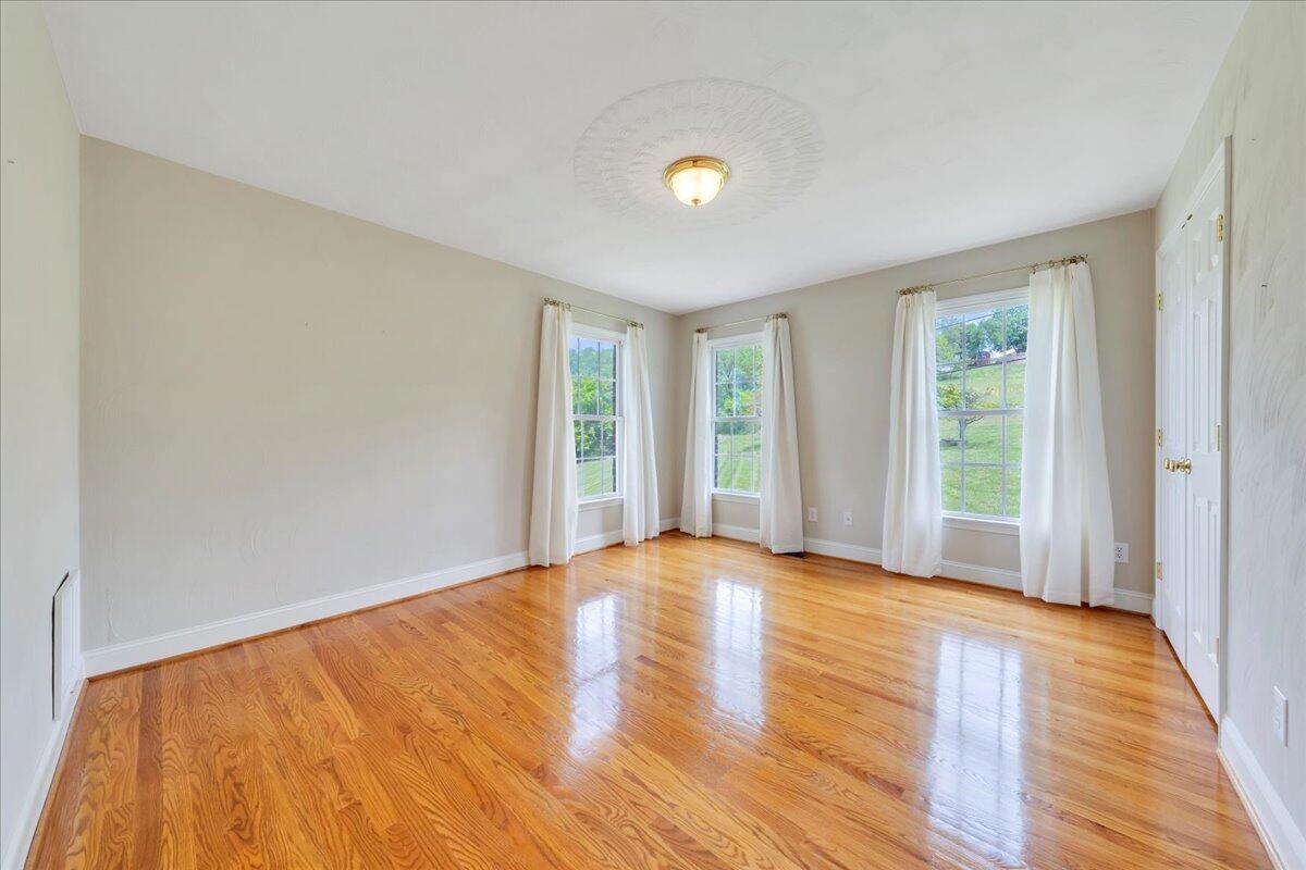 802 Gates Ln, Roanoke, Virginia image 34