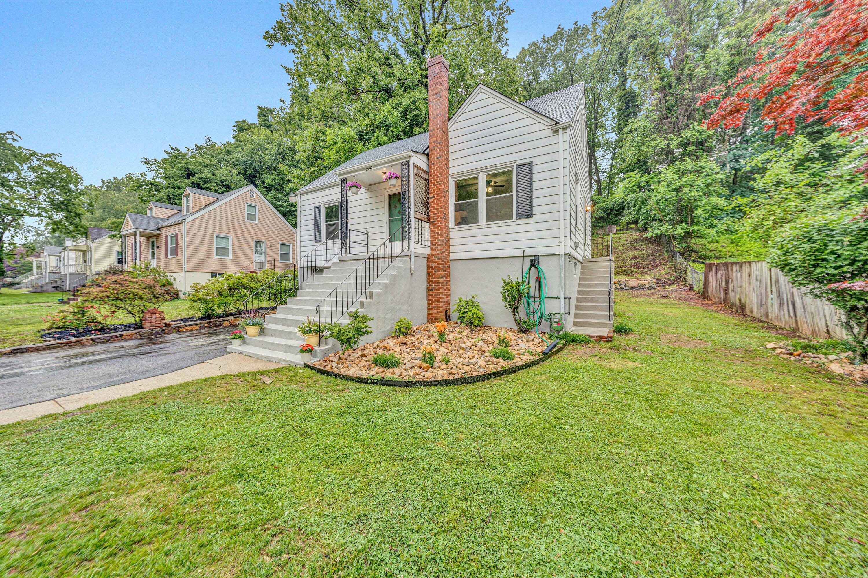 2752 Lansing Dr, Roanoke, Virginia image 2
