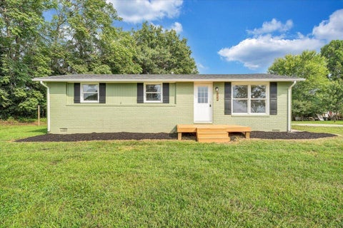 Homes For Sale - 433 Kent Rd<br/> Wirtz, VA 24184