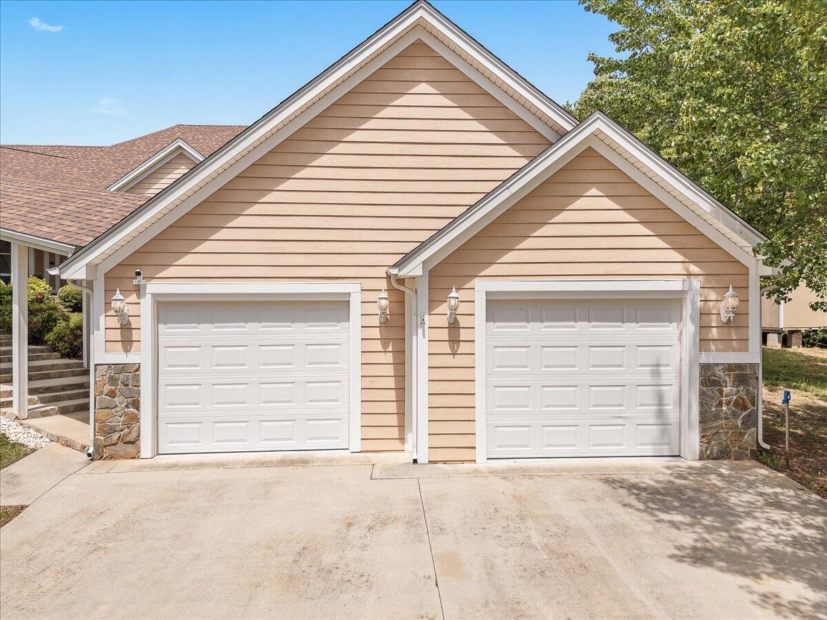 537 Calypso Rd, Moneta, Virginia image 44