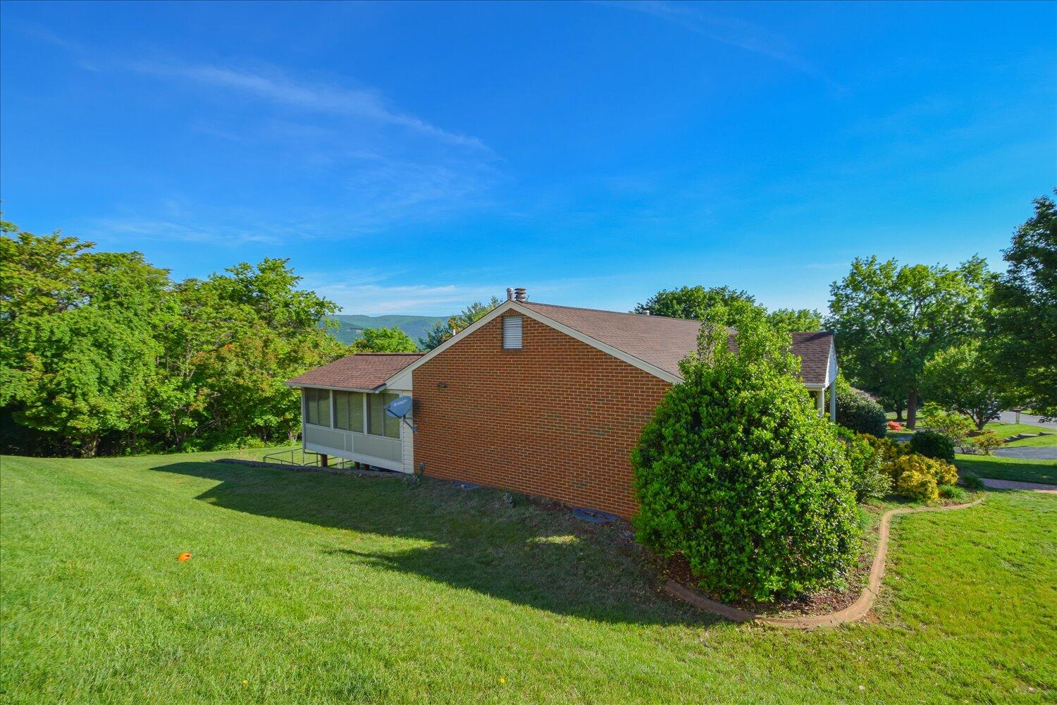 2245 Karen Dr, Salem, Virginia image 26