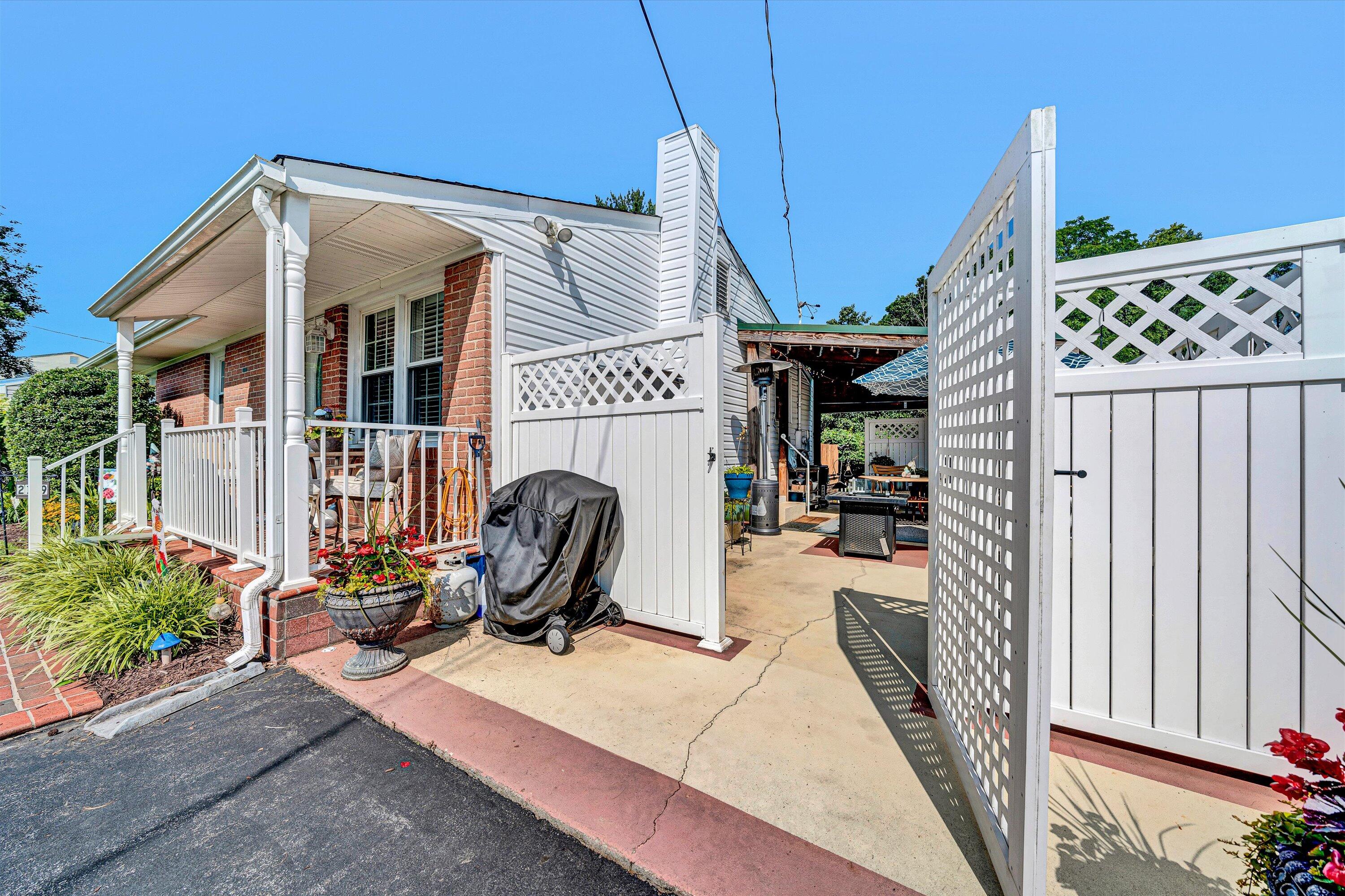 2139 Bailey Ave, Salem, Virginia image 16