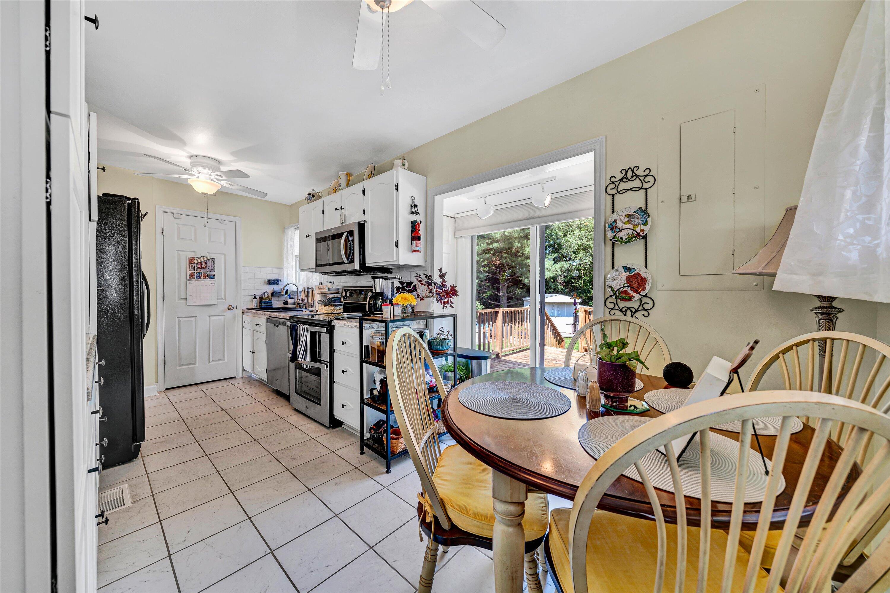 2139 Bailey Ave, Salem, Virginia image 9