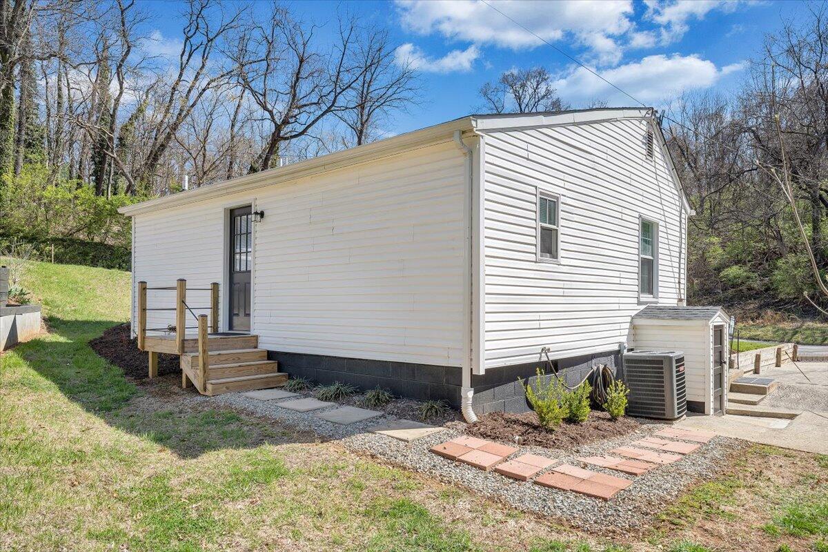 1706 Varnell Ave, Roanoke, Virginia image 28