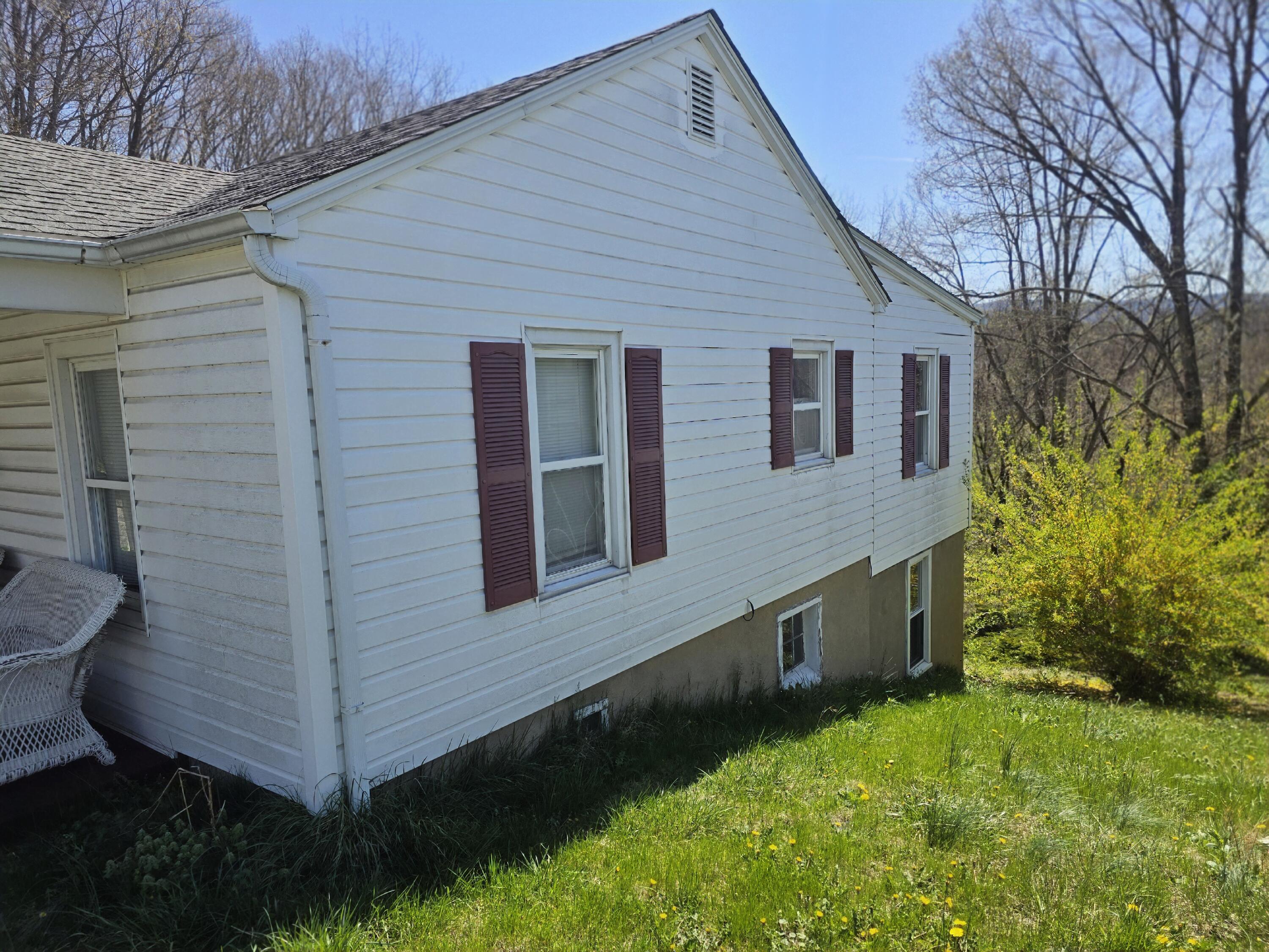 631 E Kline St, Covington, Virginia image 2