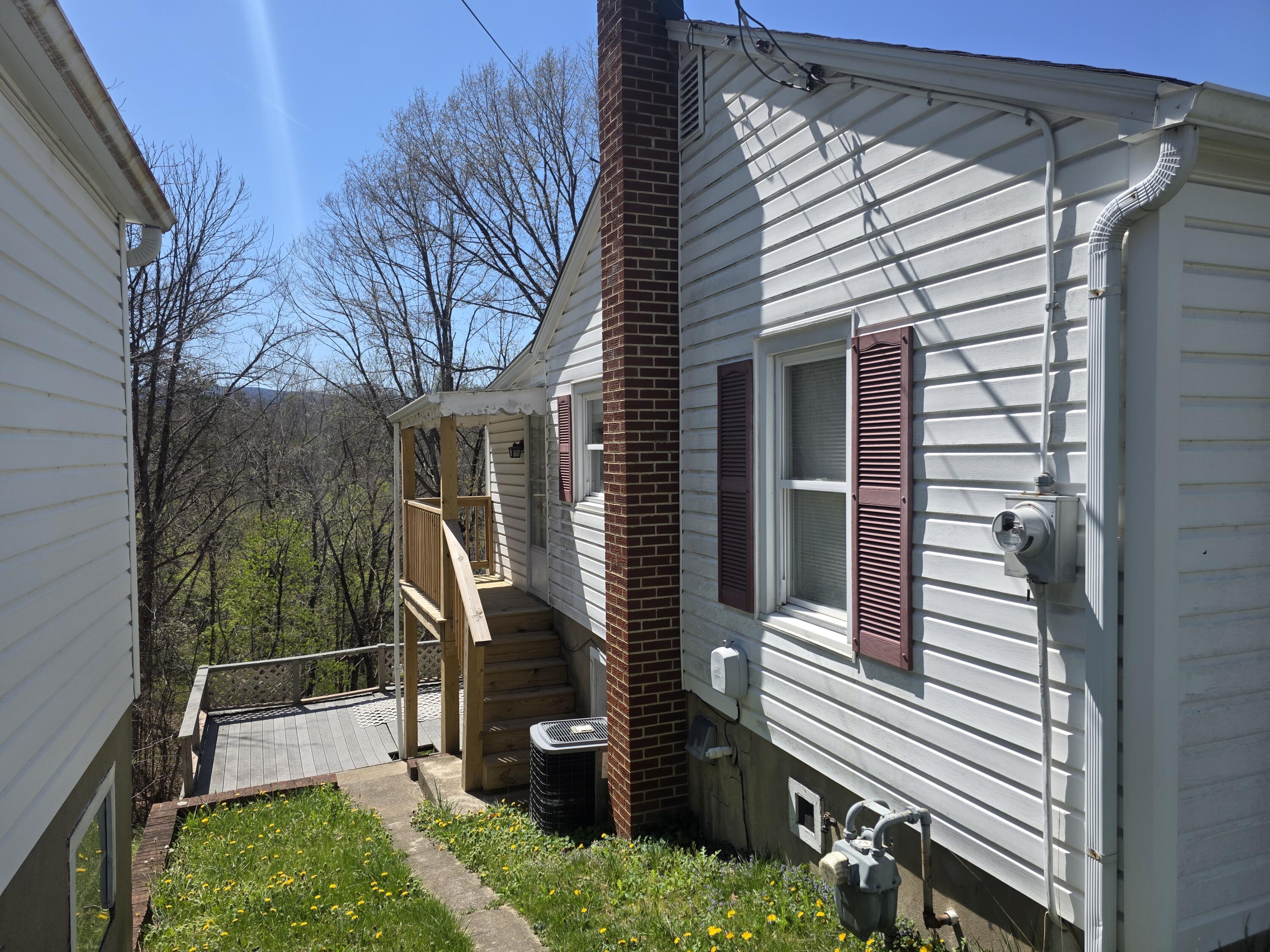 631 E Kline St, Covington, Virginia image 3