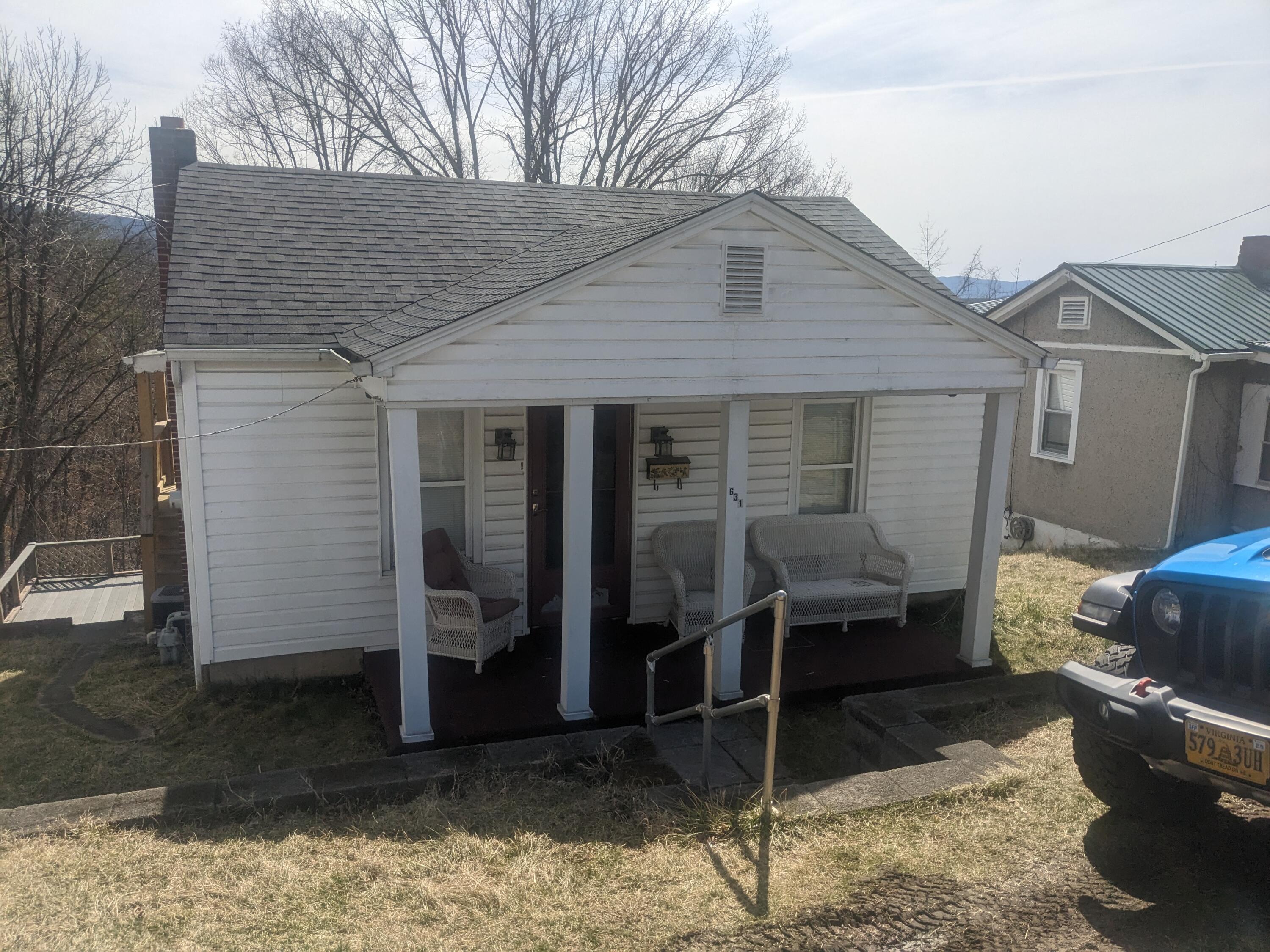 631 E Kline St, Covington, Virginia image 1