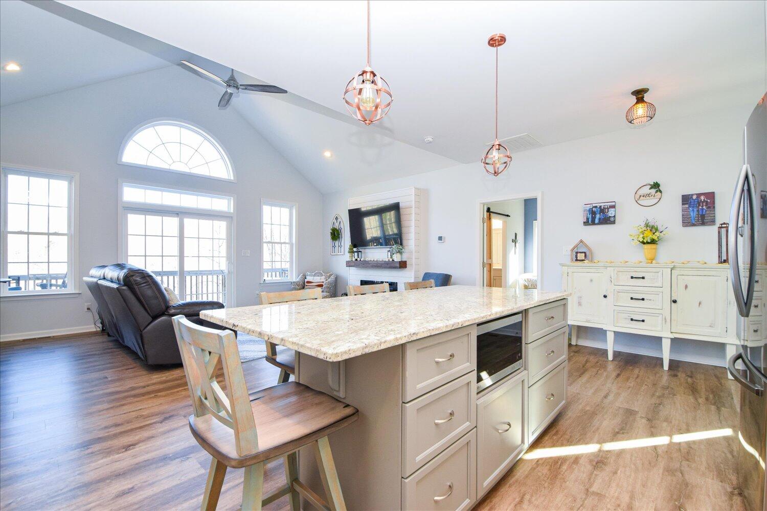 816 Lakeshore Terrace Rd, Hardy, Virginia image 12