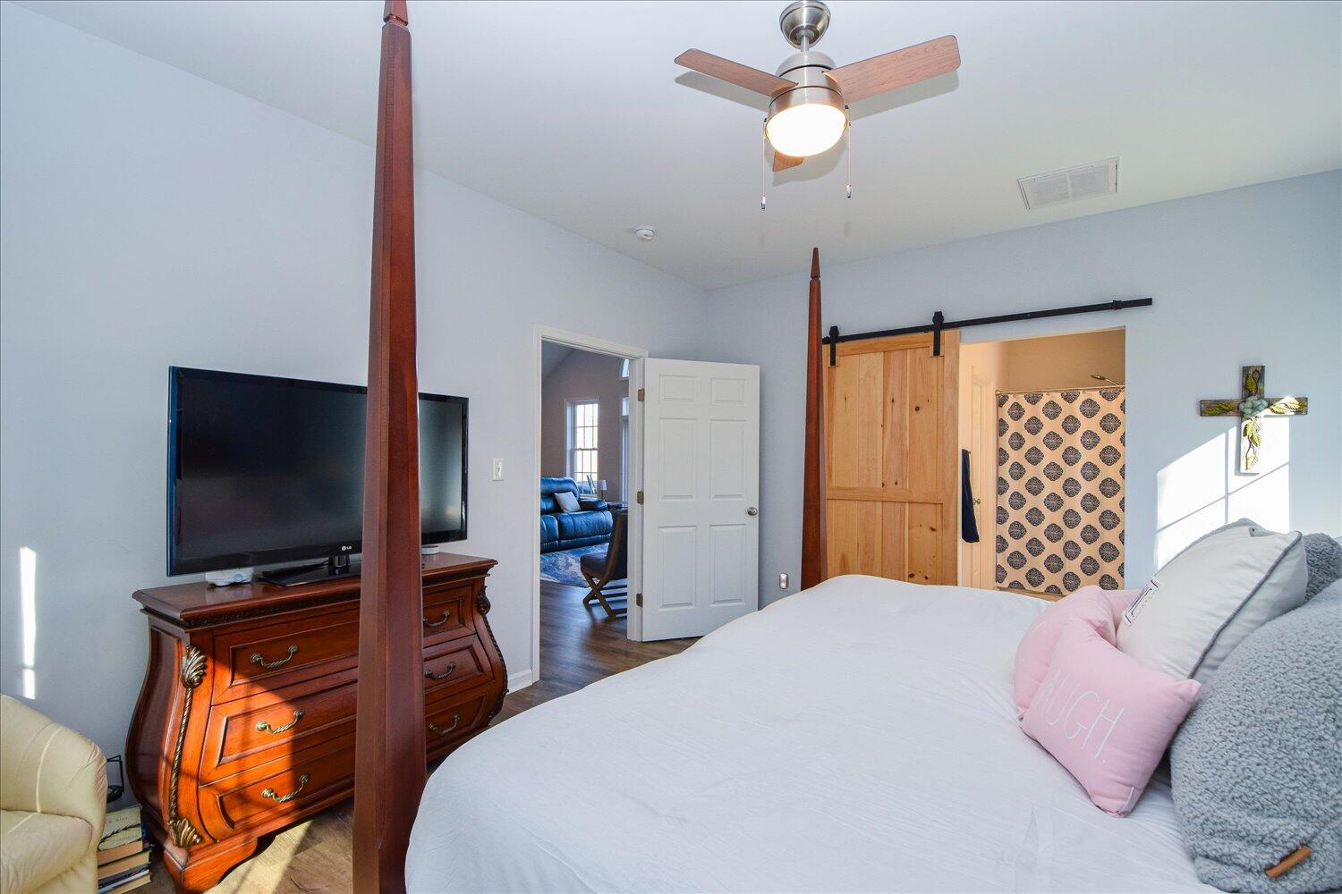 816 Lakeshore Terrace Rd, Hardy, Virginia image 17