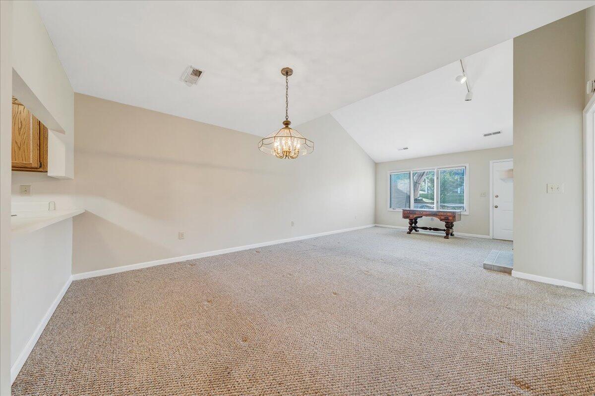 8506 Pine Hurst Cir, Roanoke, Ohio image 3