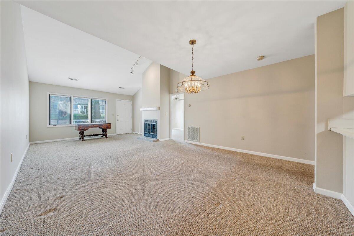 8506 Pine Hurst Cir, Roanoke, Ohio image 4