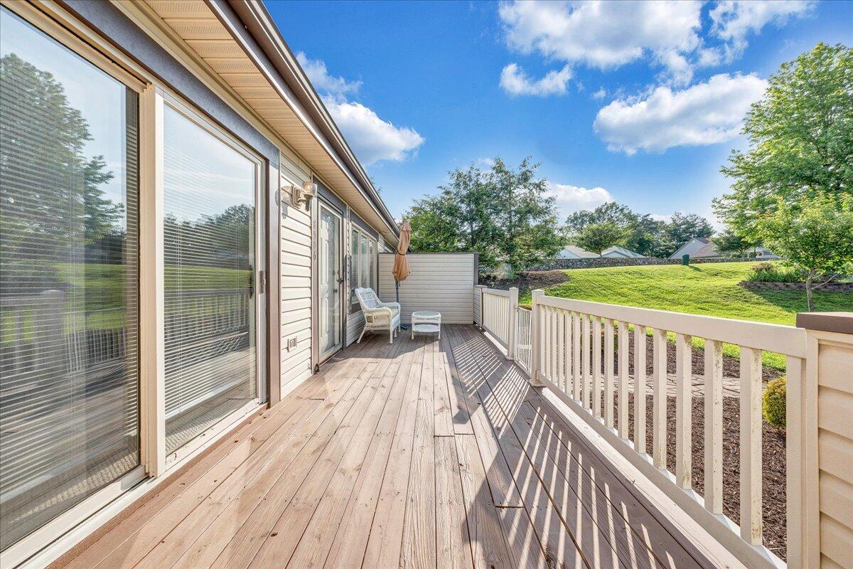 8506 Pine Hurst Cir, Roanoke, Ohio image 28