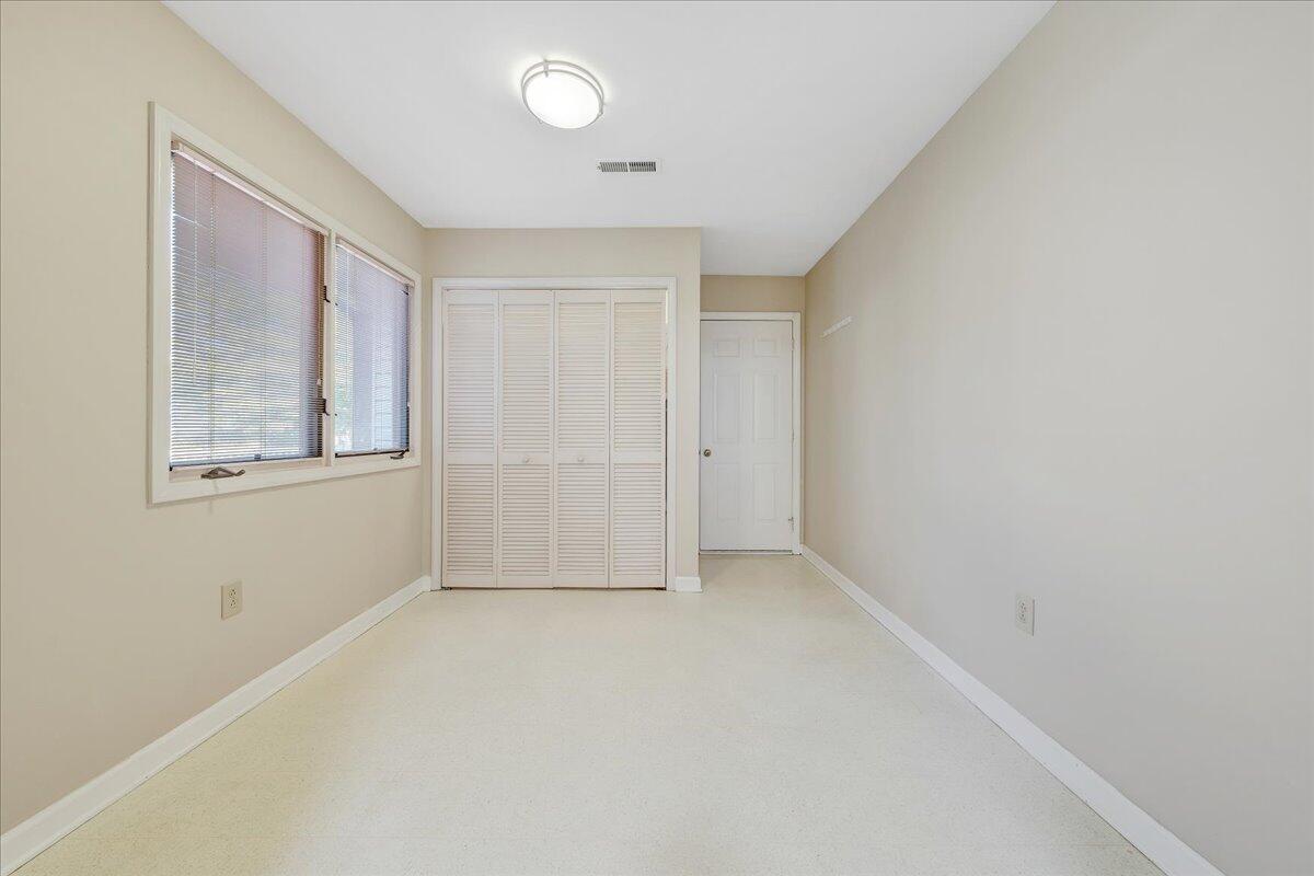 8506 Pine Hurst Cir, Roanoke, Ohio image 11