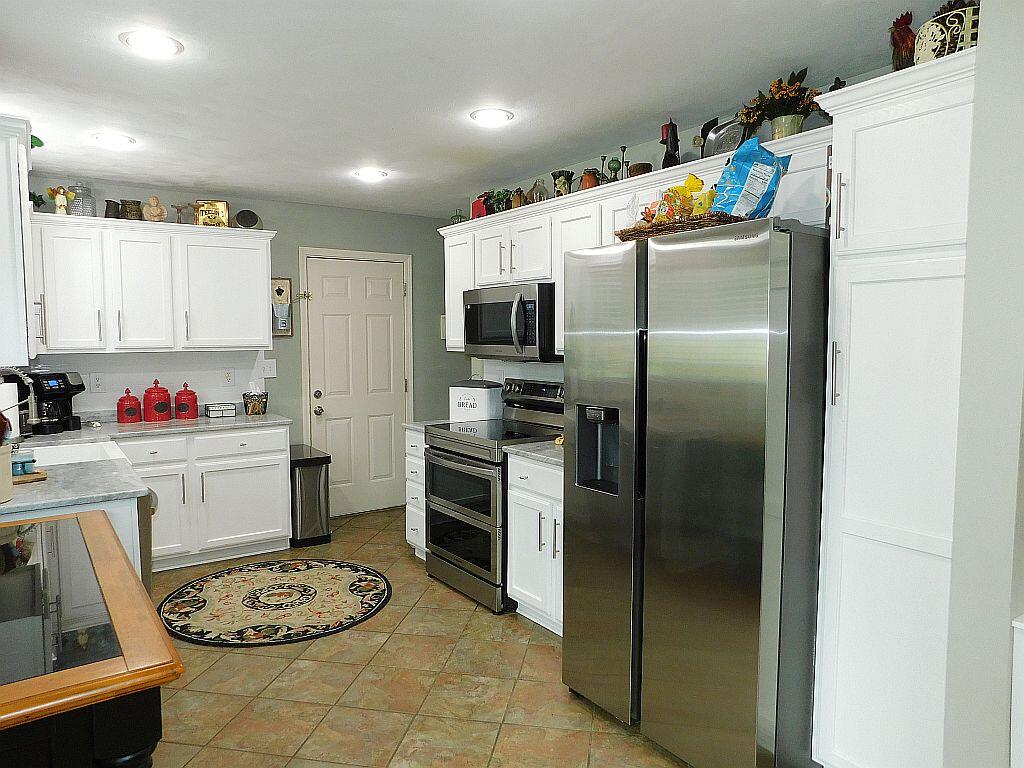 Roanoke, Virginia 24012, United States, 4 Bedrooms Bedrooms, ,3 BathroomsBathrooms,Residential,Active,220374