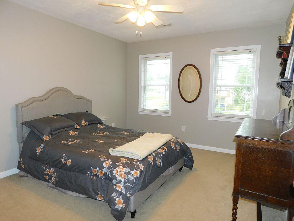 Roanoke, Virginia 24012, United States, 4 Bedrooms Bedrooms, ,3 BathroomsBathrooms,Residential,Active,220374