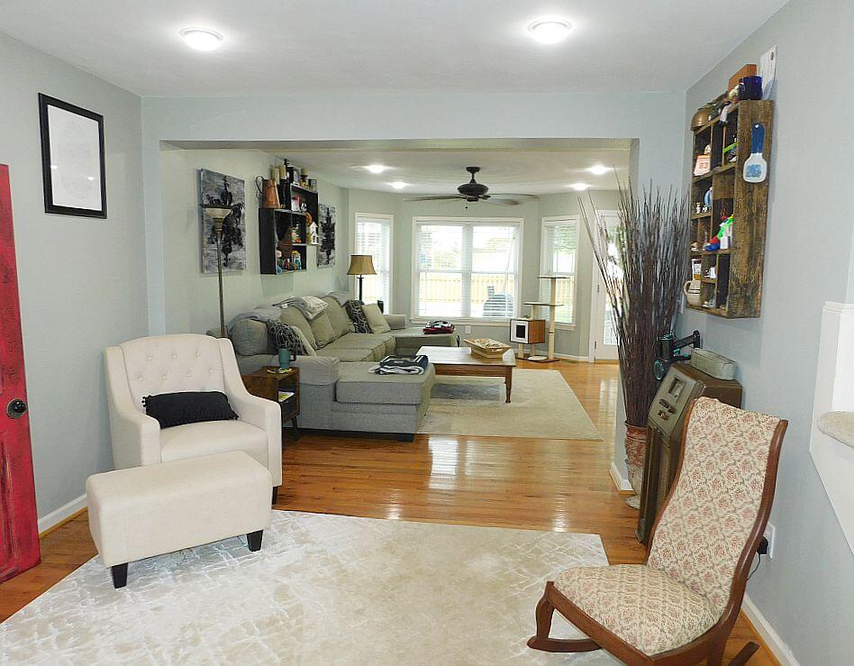 Roanoke, Virginia 24012, United States, 4 Bedrooms Bedrooms, ,3 BathroomsBathrooms,Residential,Active,220374