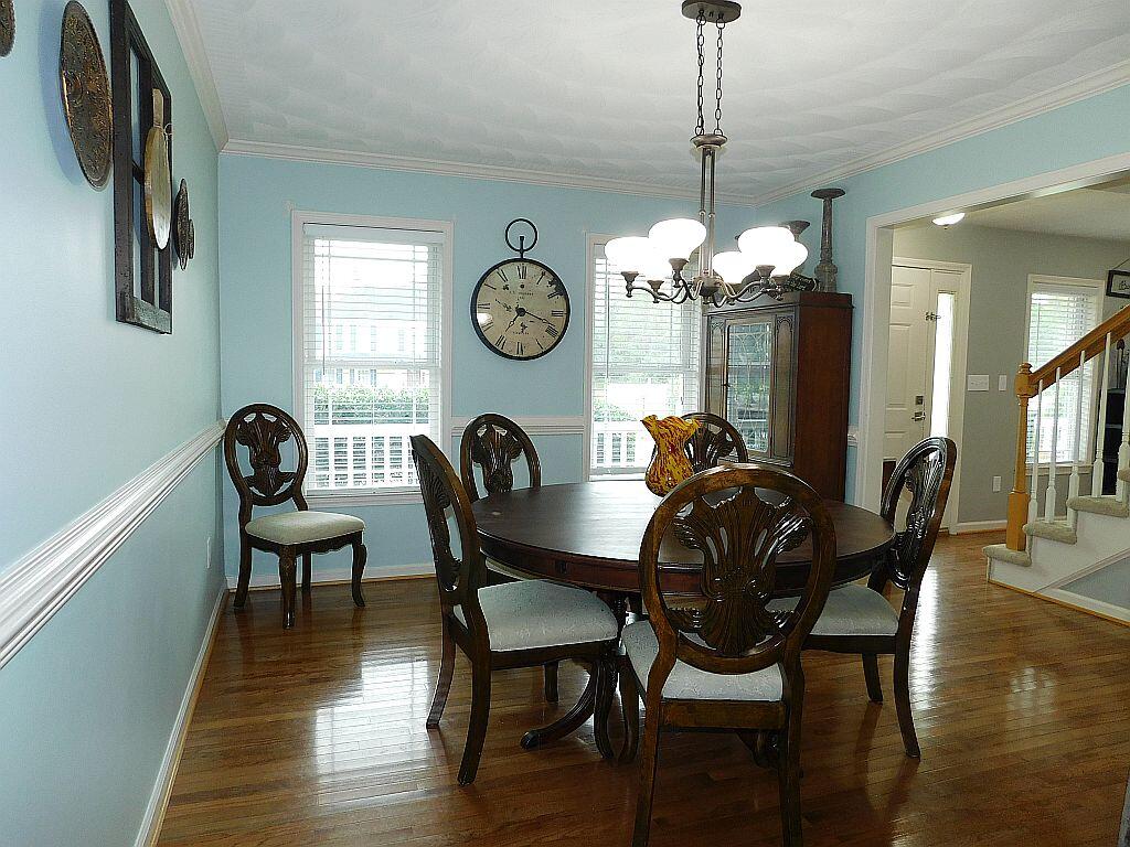 Roanoke, Virginia 24012, United States, 4 Bedrooms Bedrooms, ,3 BathroomsBathrooms,Residential,Active,220374