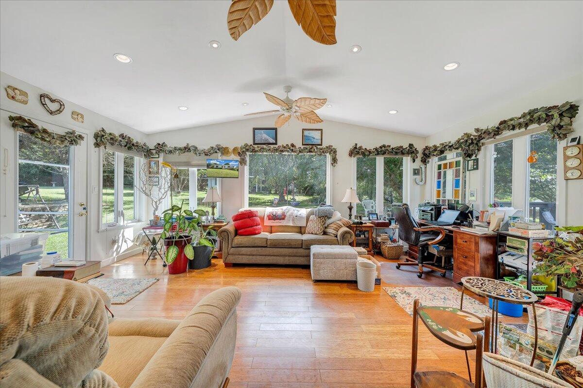 8137 Hunters Trl, Roanoke, Virginia image 23