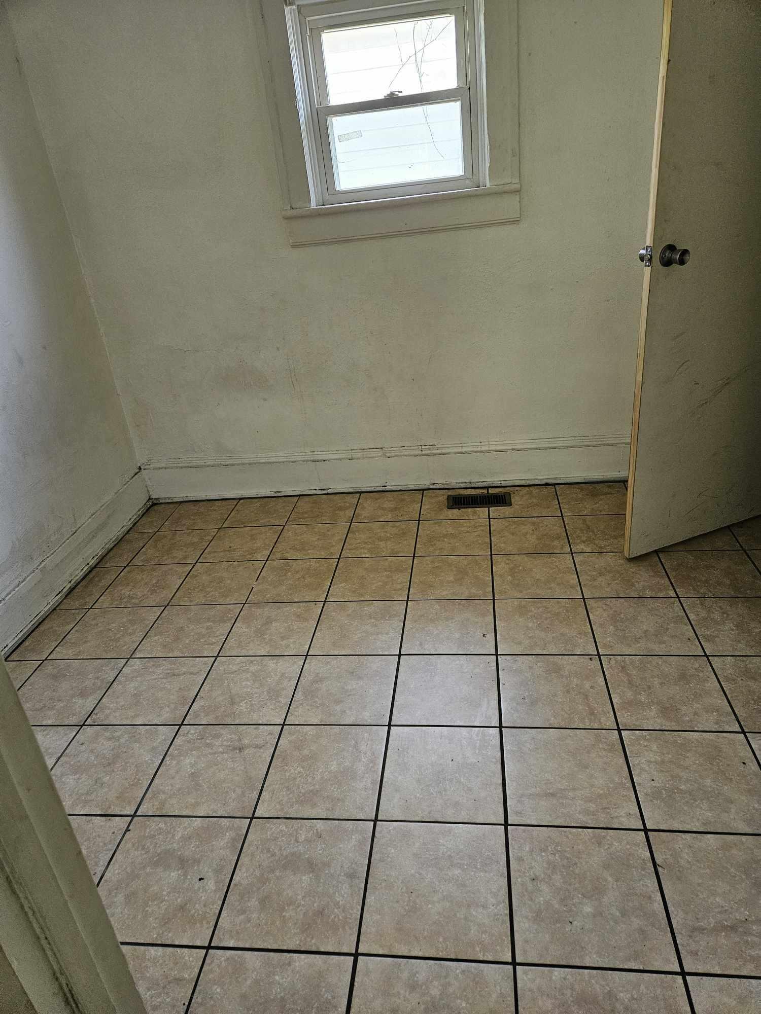 1629 Moorman Ave, Roanoke, Ohio image 7