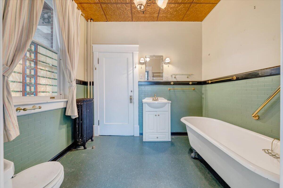 13 Giles Ave, Dublin, Virginia image 47