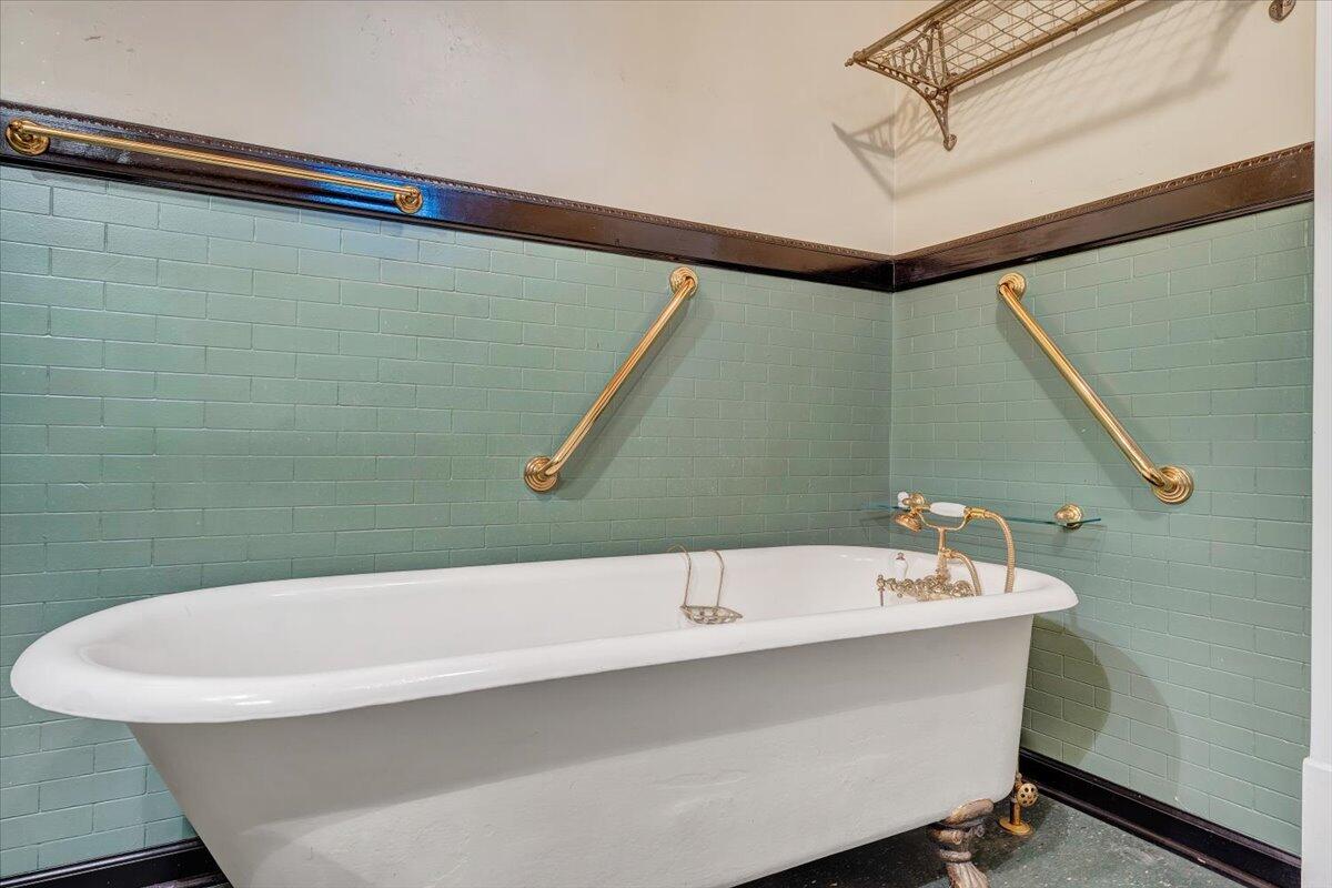 13 Giles Ave, Dublin, Virginia image 49