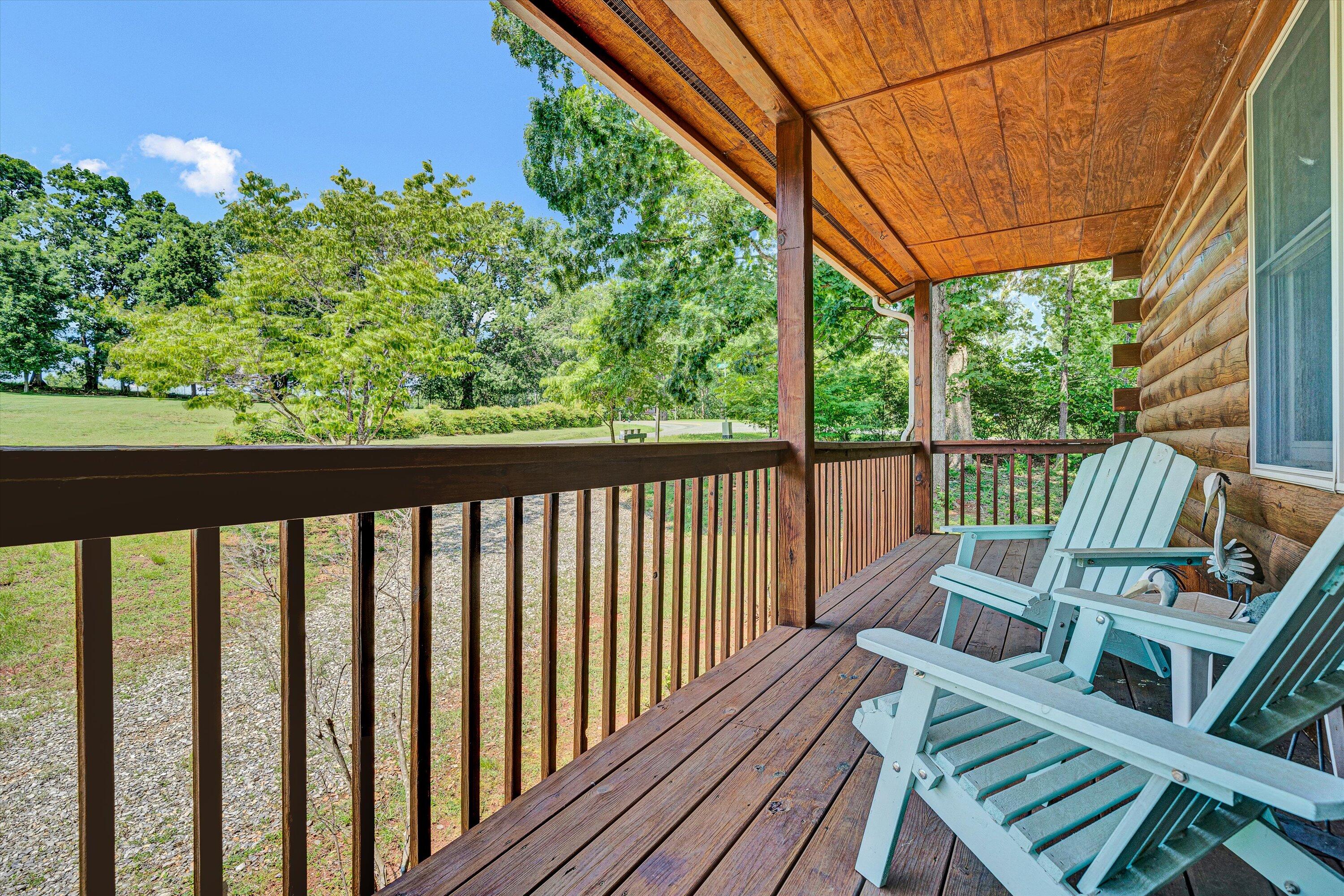 Moneta, Virginia 24121, United States, 4 Bedrooms Bedrooms, ,4 BathroomsBathrooms,Residential,Pending,143572