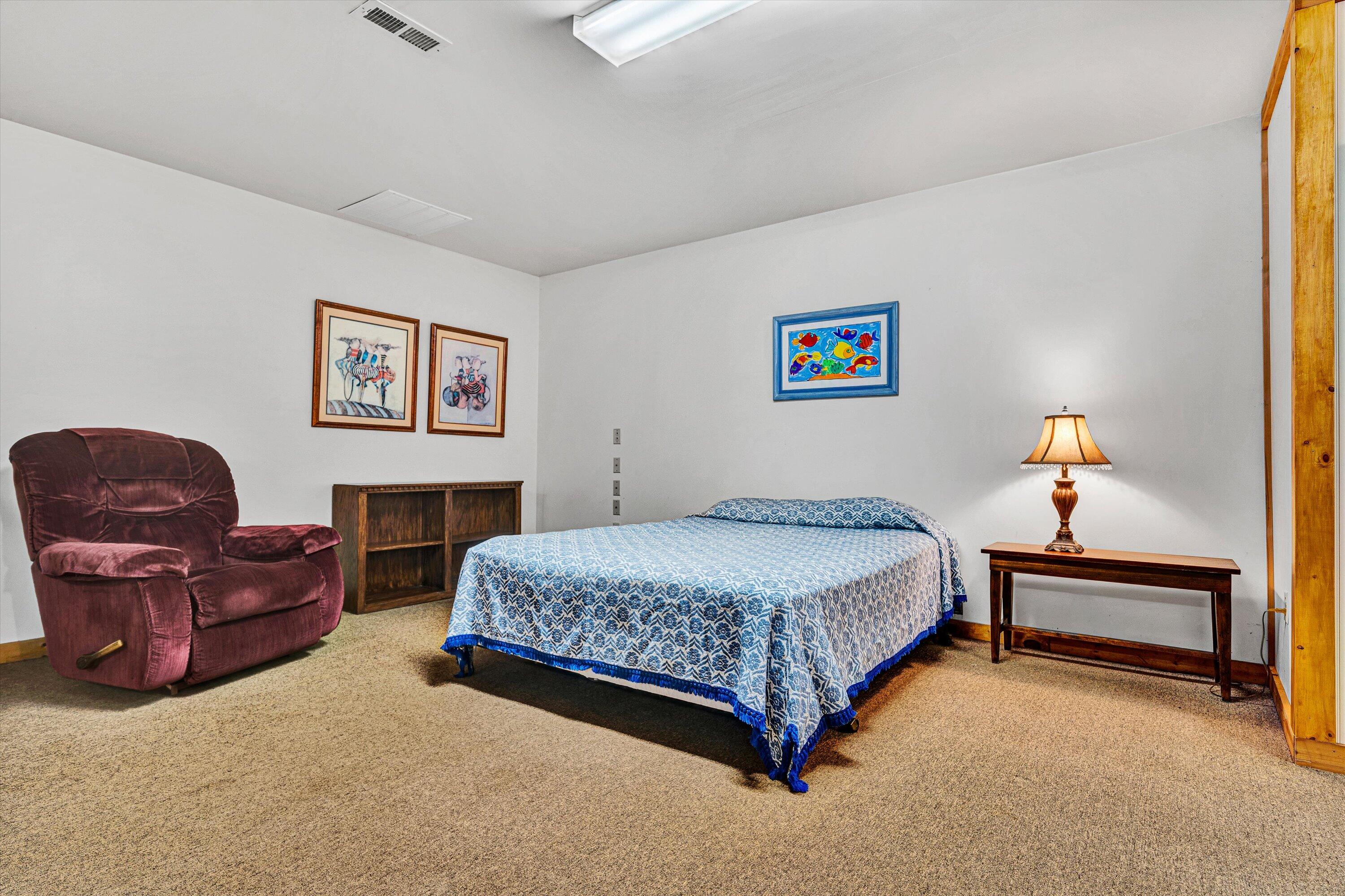 Moneta, Virginia 24121, United States, 4 Bedrooms Bedrooms, ,4 BathroomsBathrooms,Residential,Pending,143572