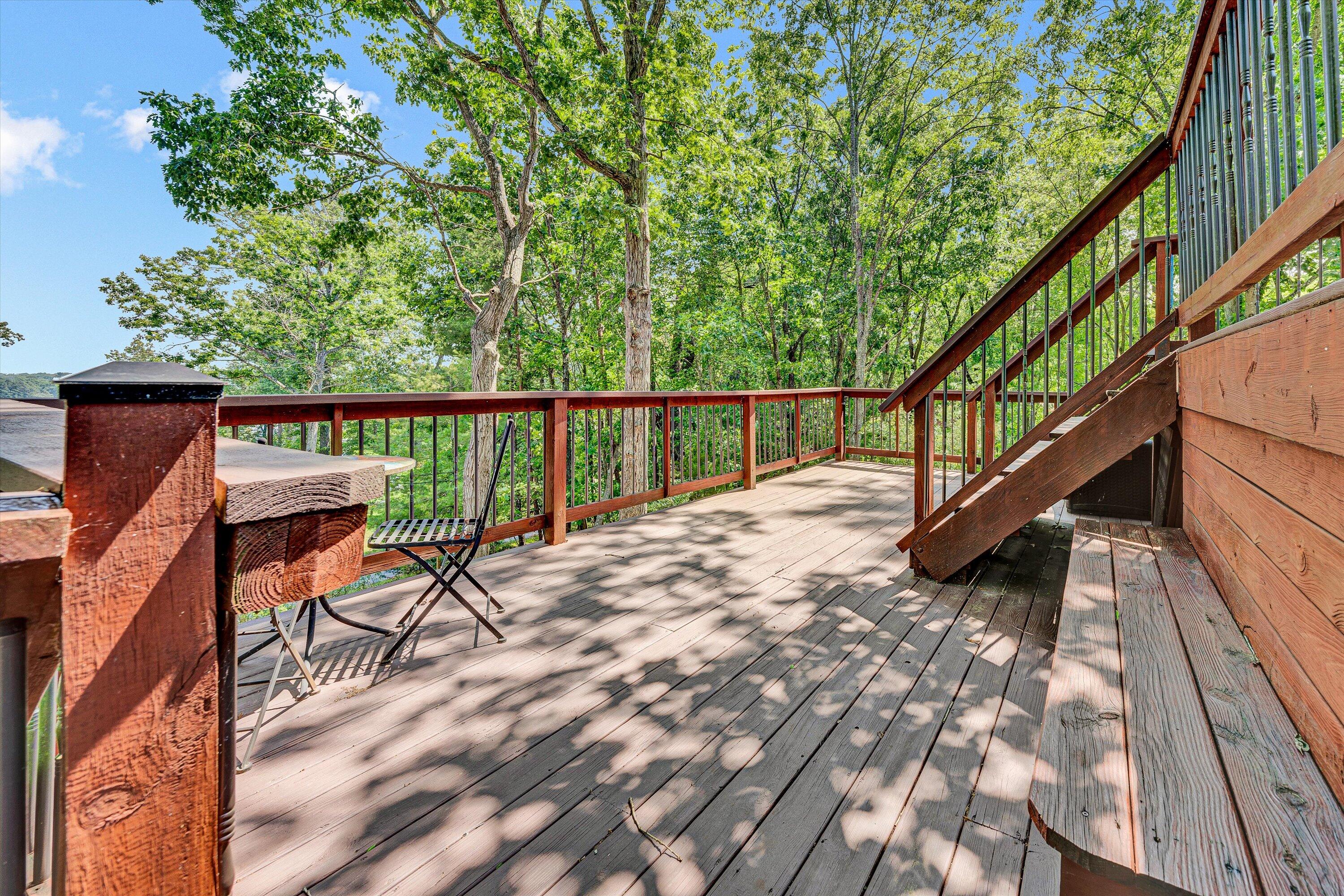 Moneta, Virginia 24121, United States, 4 Bedrooms Bedrooms, ,4 BathroomsBathrooms,Residential,Pending,143572