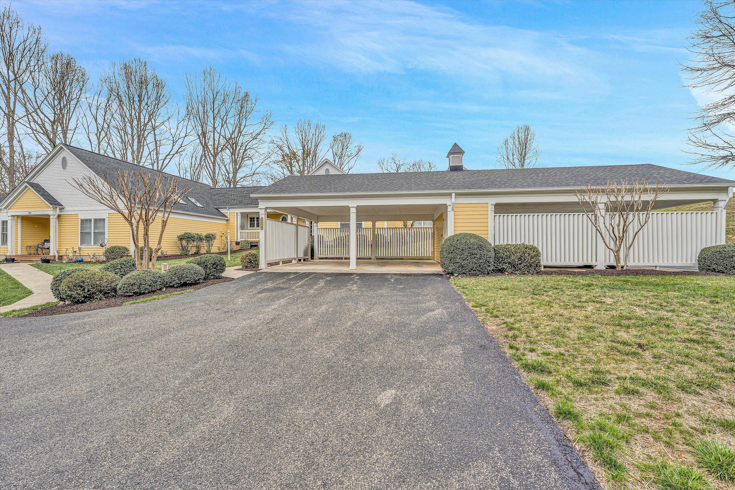 120 Golf Villa Dr, Moneta, Virginia image 29